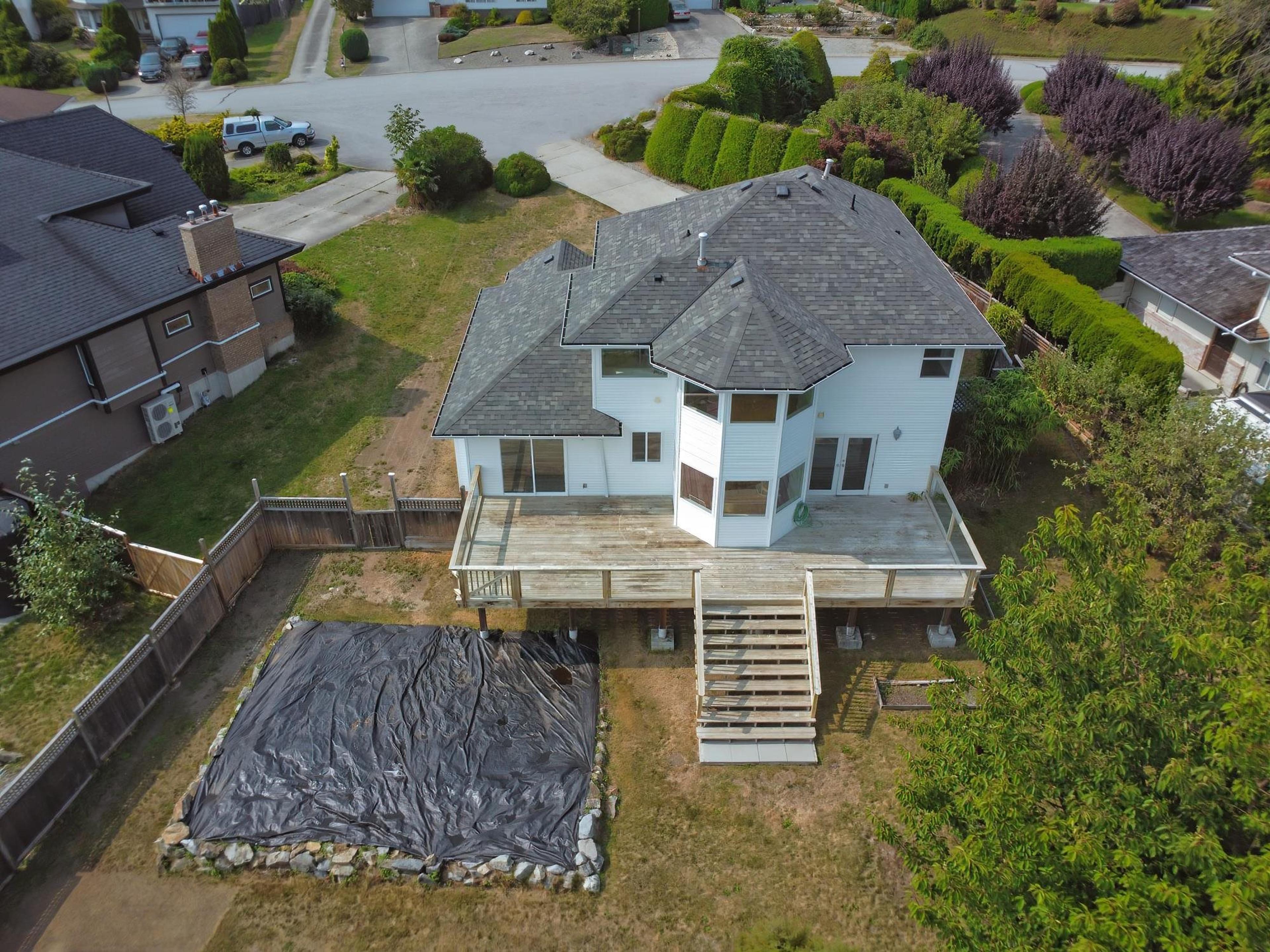 522 EAGLECREST DRIVE - 22