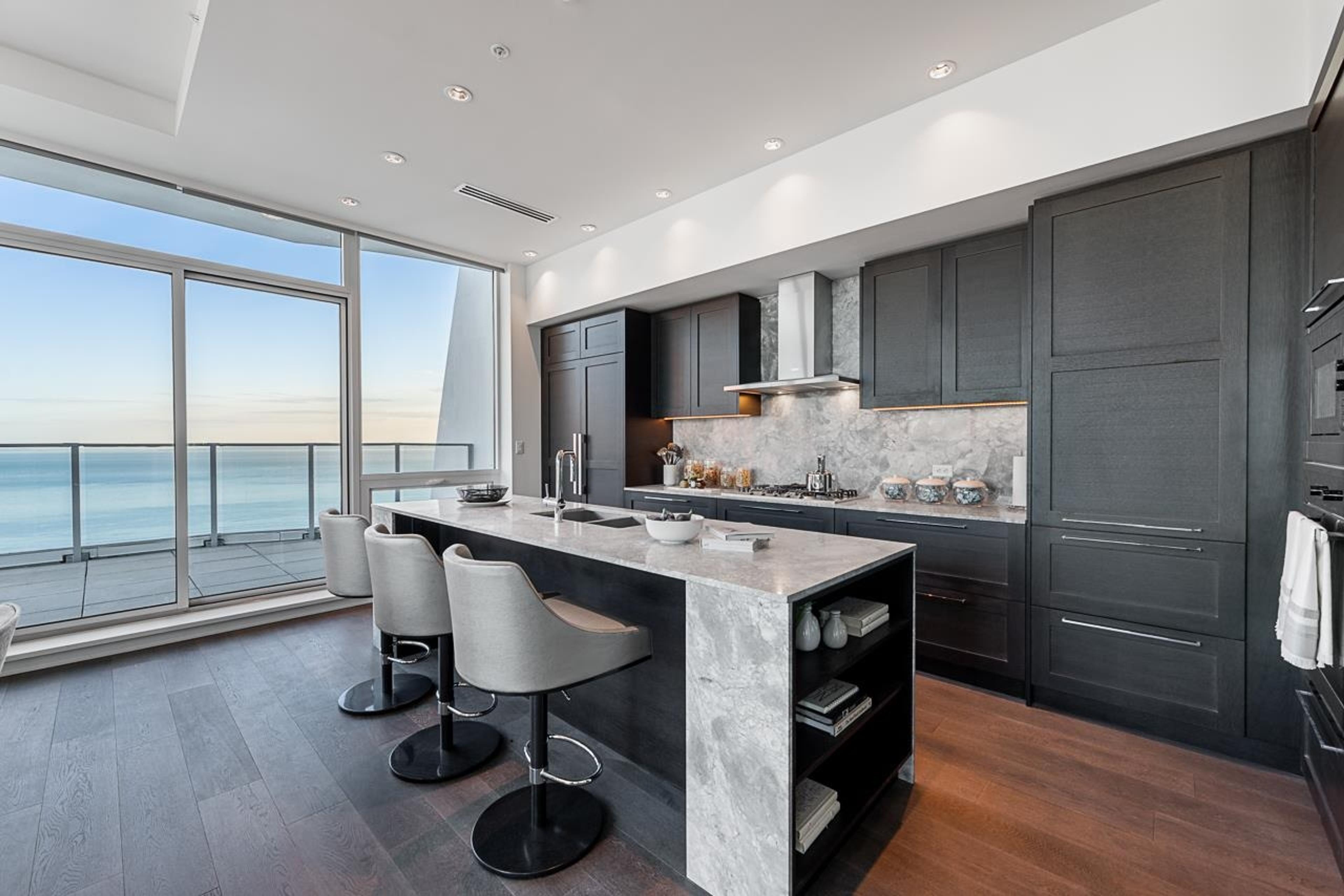 #PH 2 1501 FOSTER STREET - 9