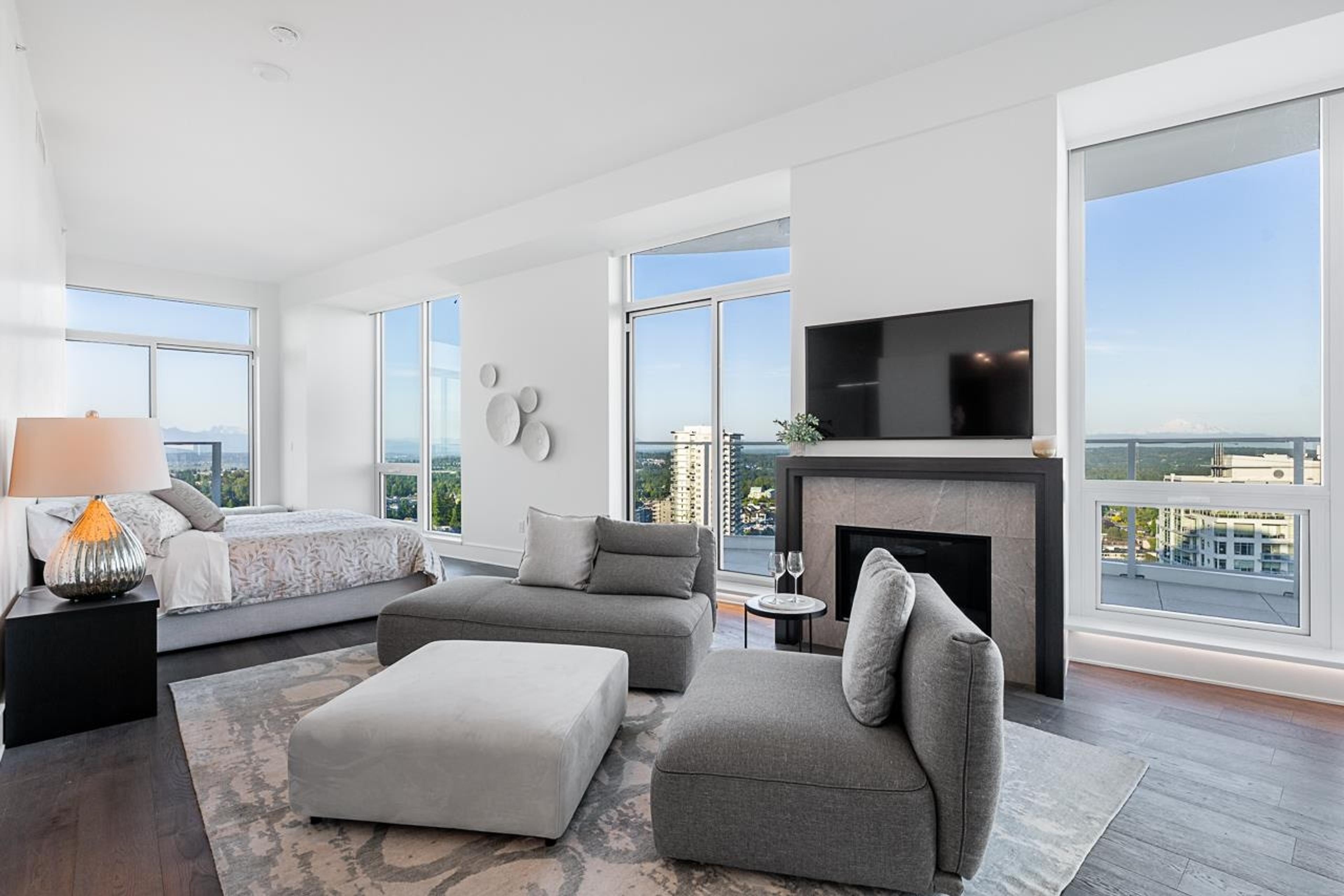 #PH 2 1501 FOSTER STREET - 18