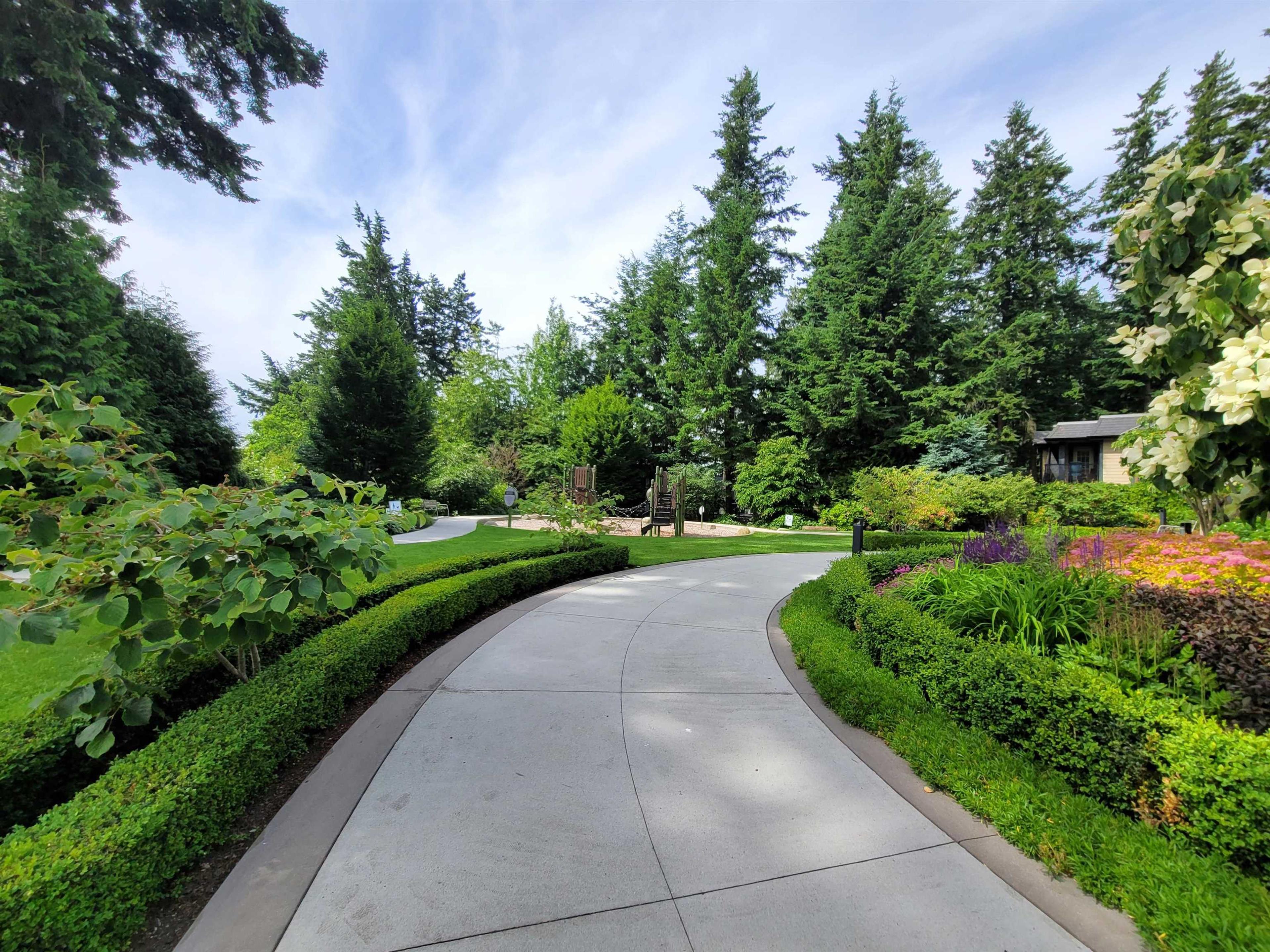 #305 1501 VIDAL STREET - 36