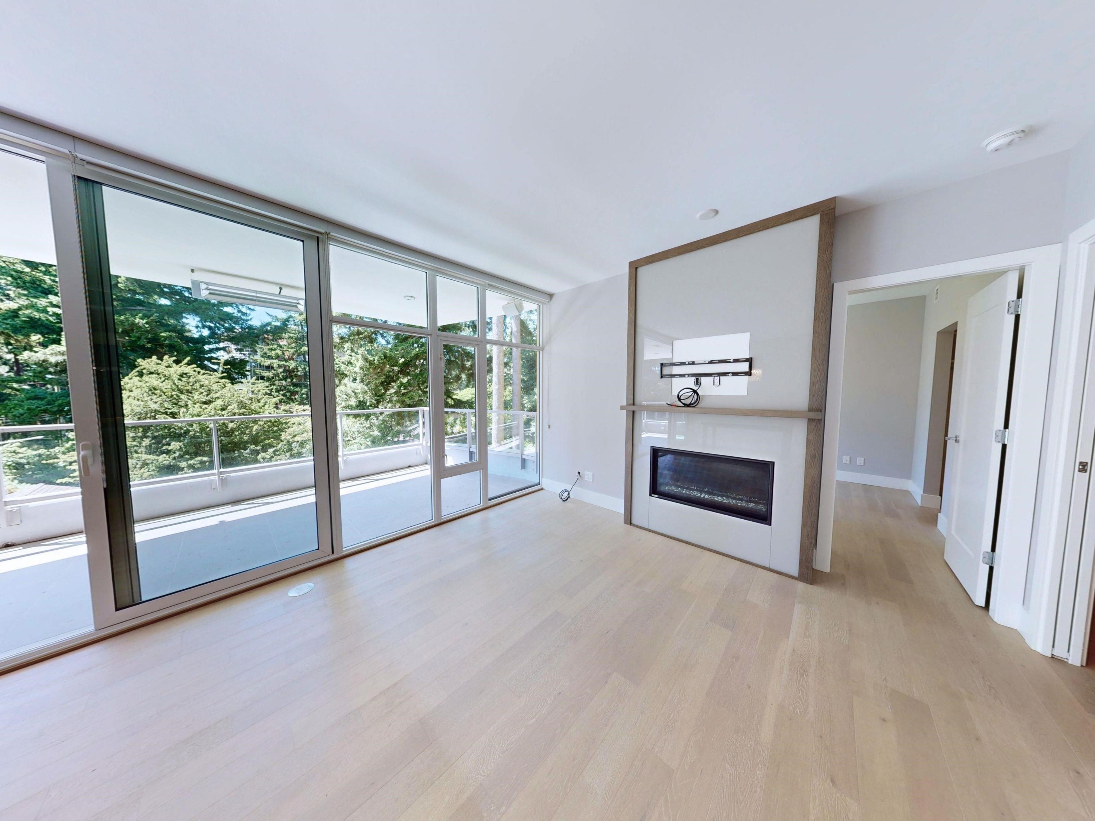 #305 1501 VIDAL STREET - 9