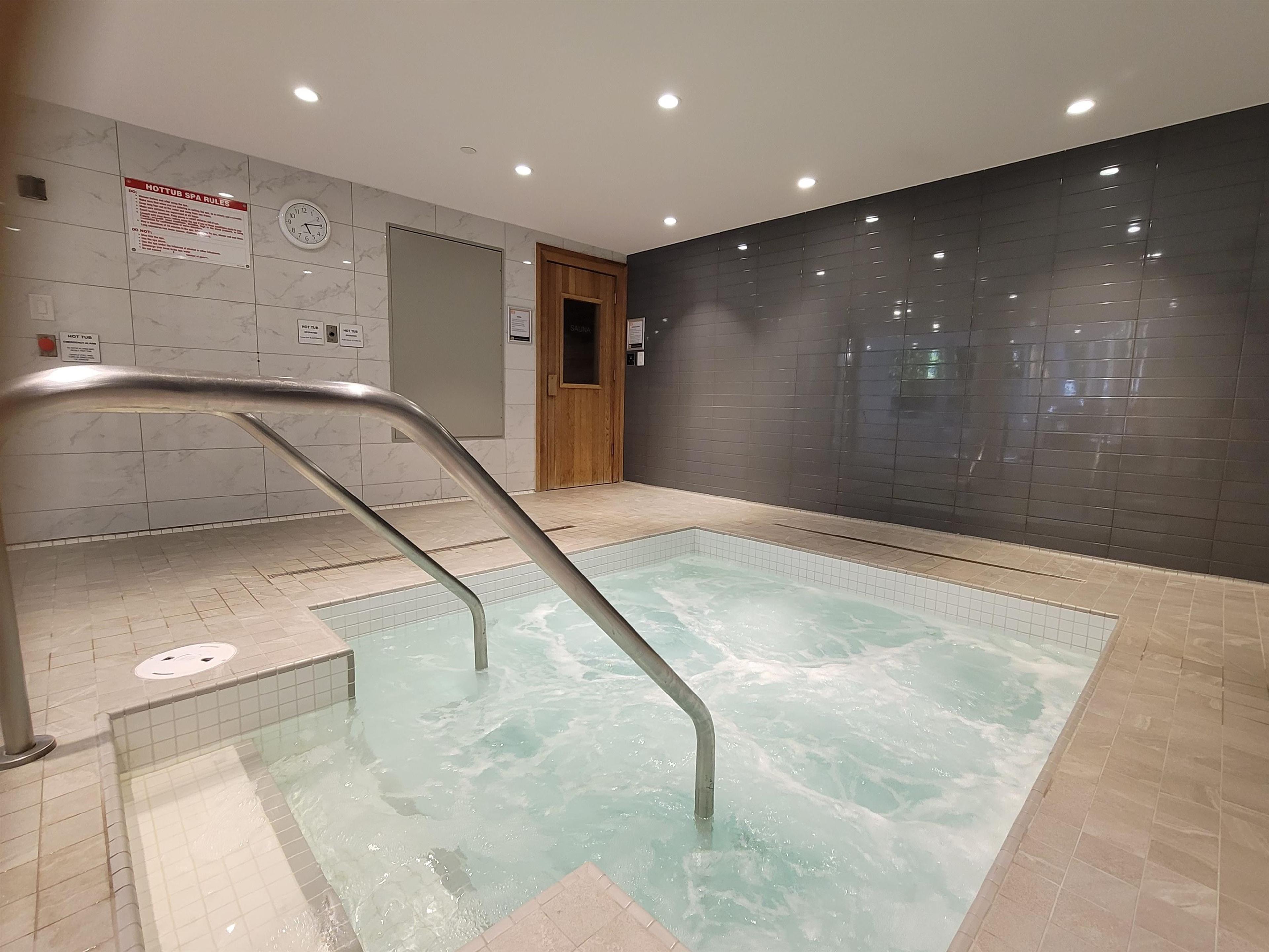 #305 1501 VIDAL STREET - 30