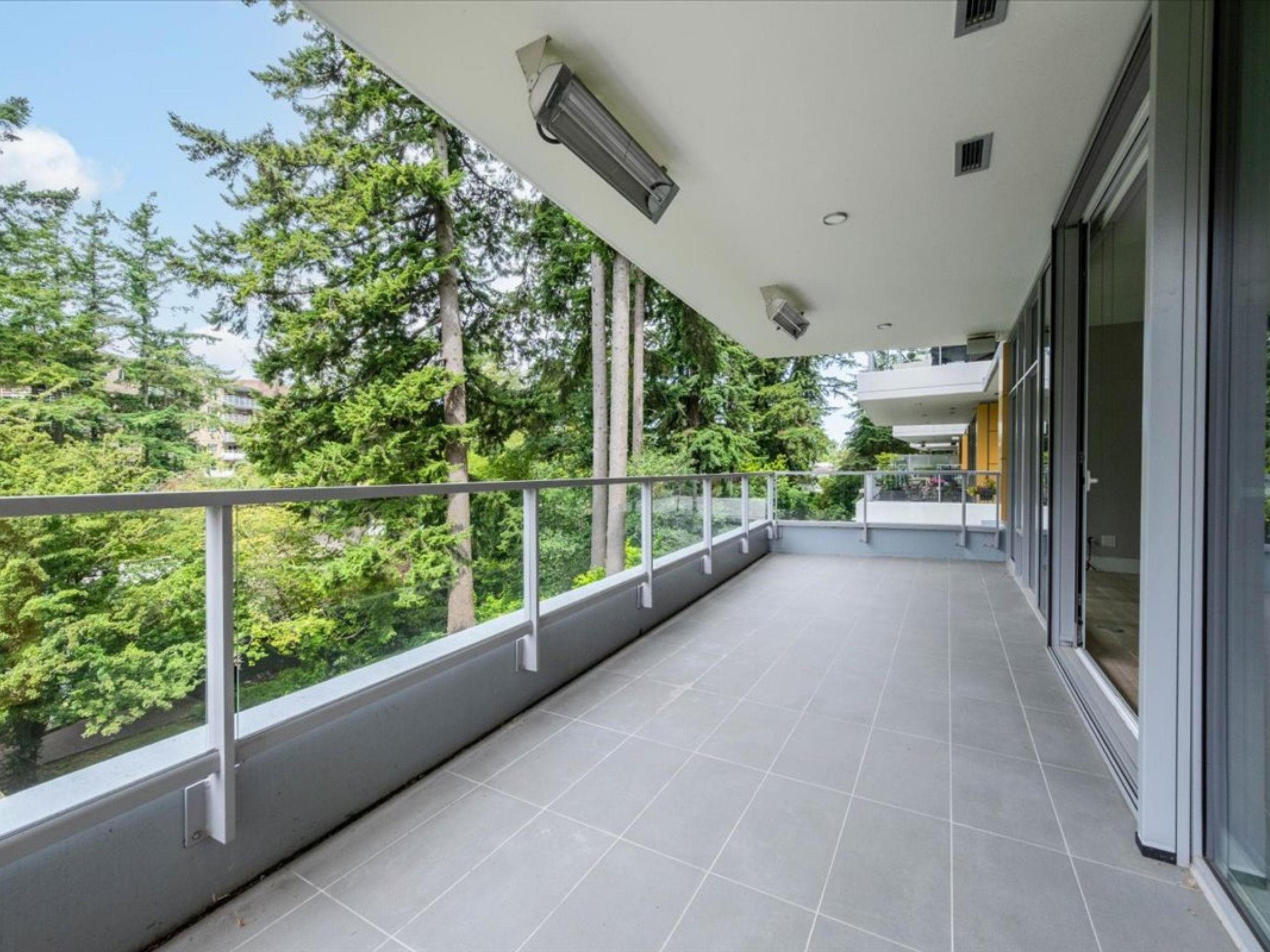 #305 1501 VIDAL STREET - 10