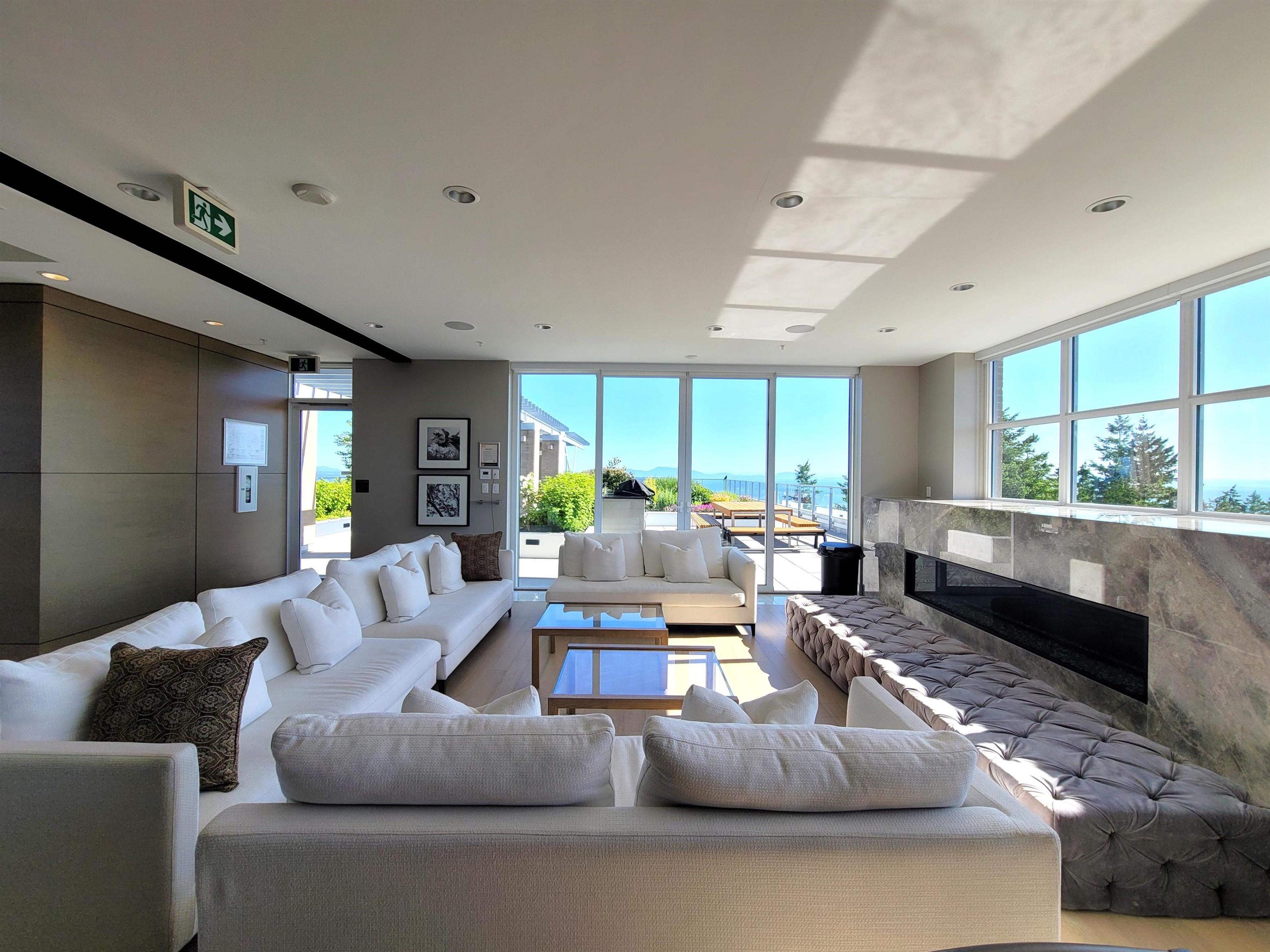 #305 1501 VIDAL STREET - 33