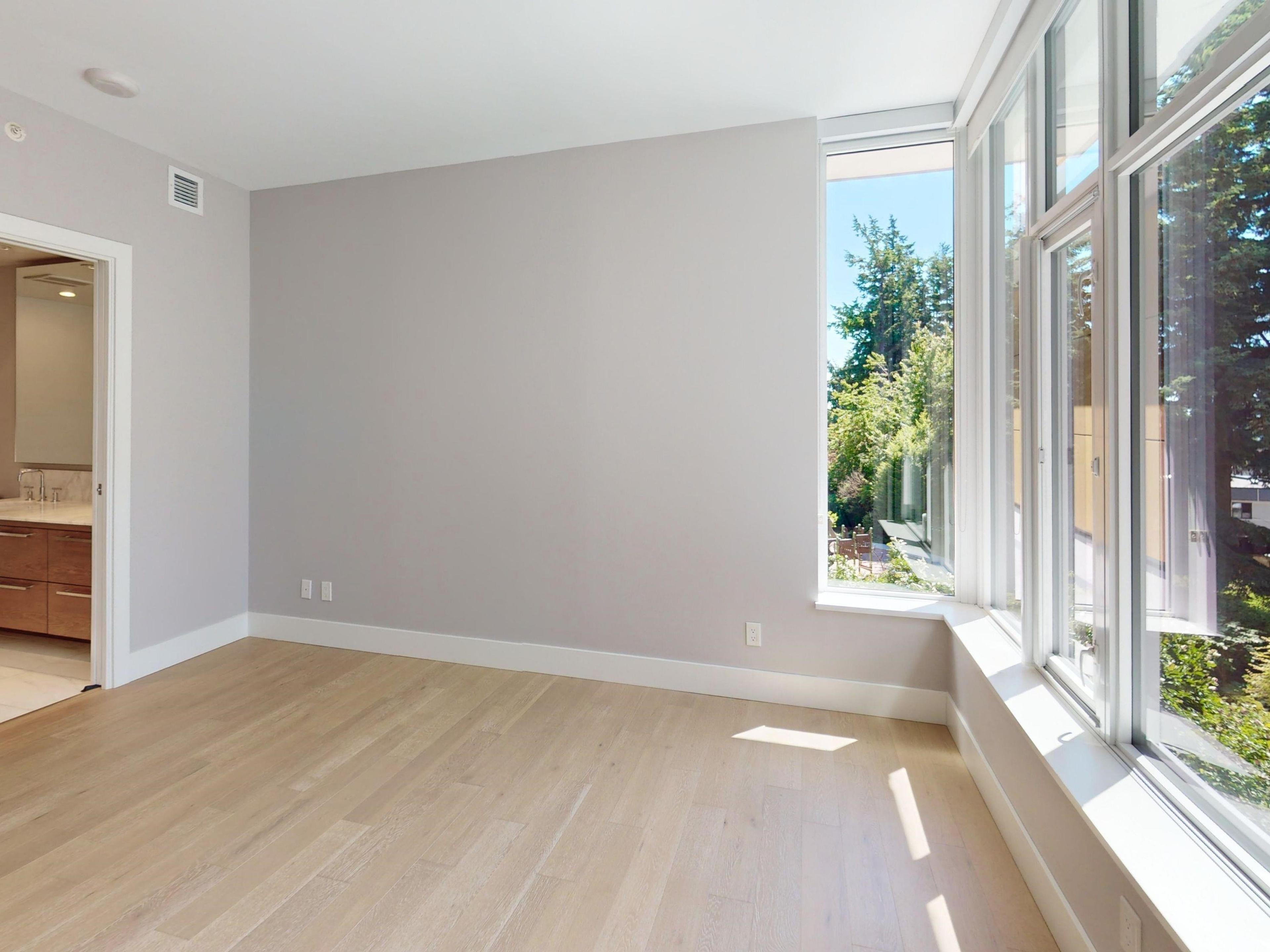 #305 1501 VIDAL STREET - 14