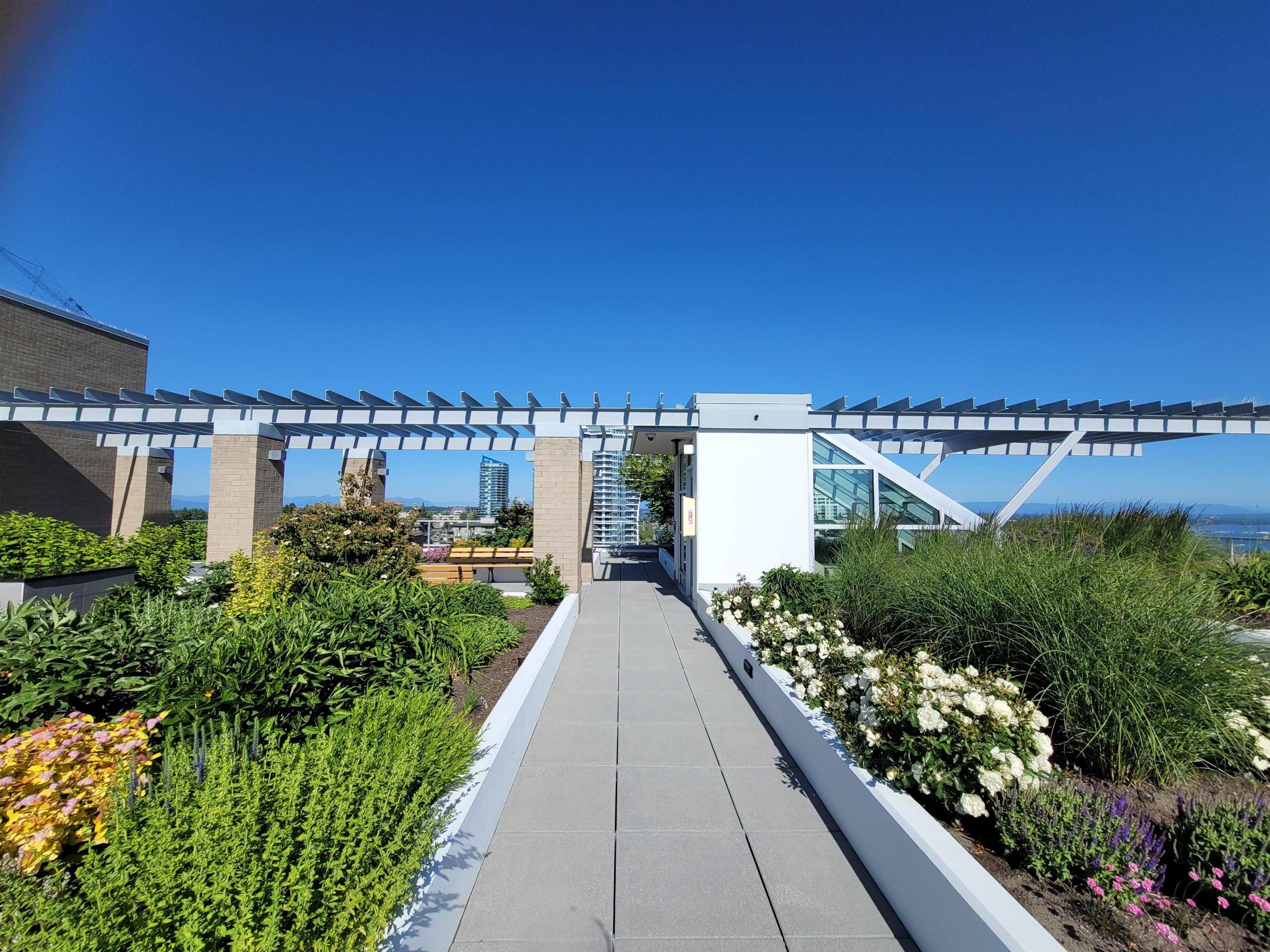 #305 1501 VIDAL STREET - 35