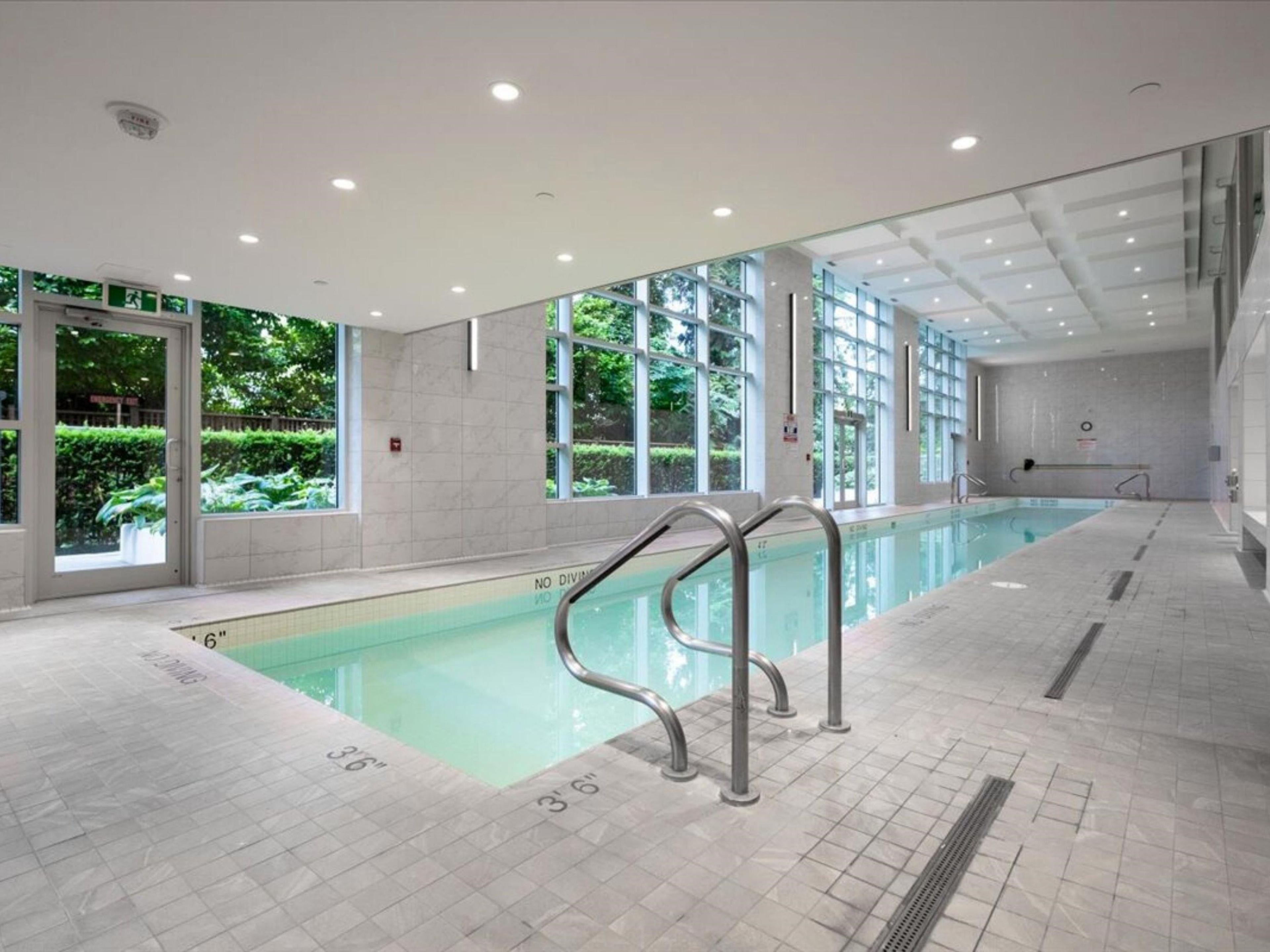 #305 1501 VIDAL STREET - 29