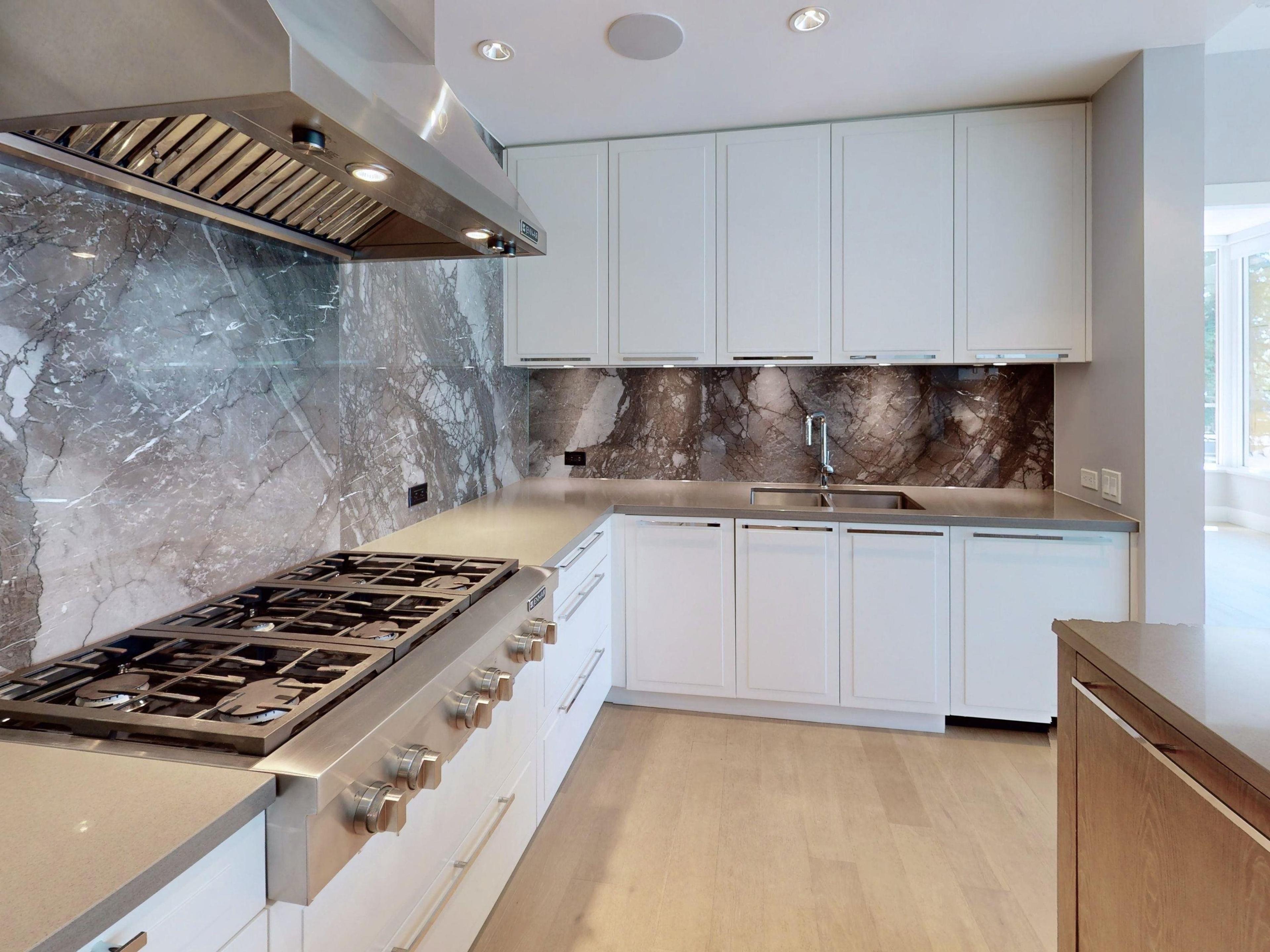 #305 1501 VIDAL STREET - 4