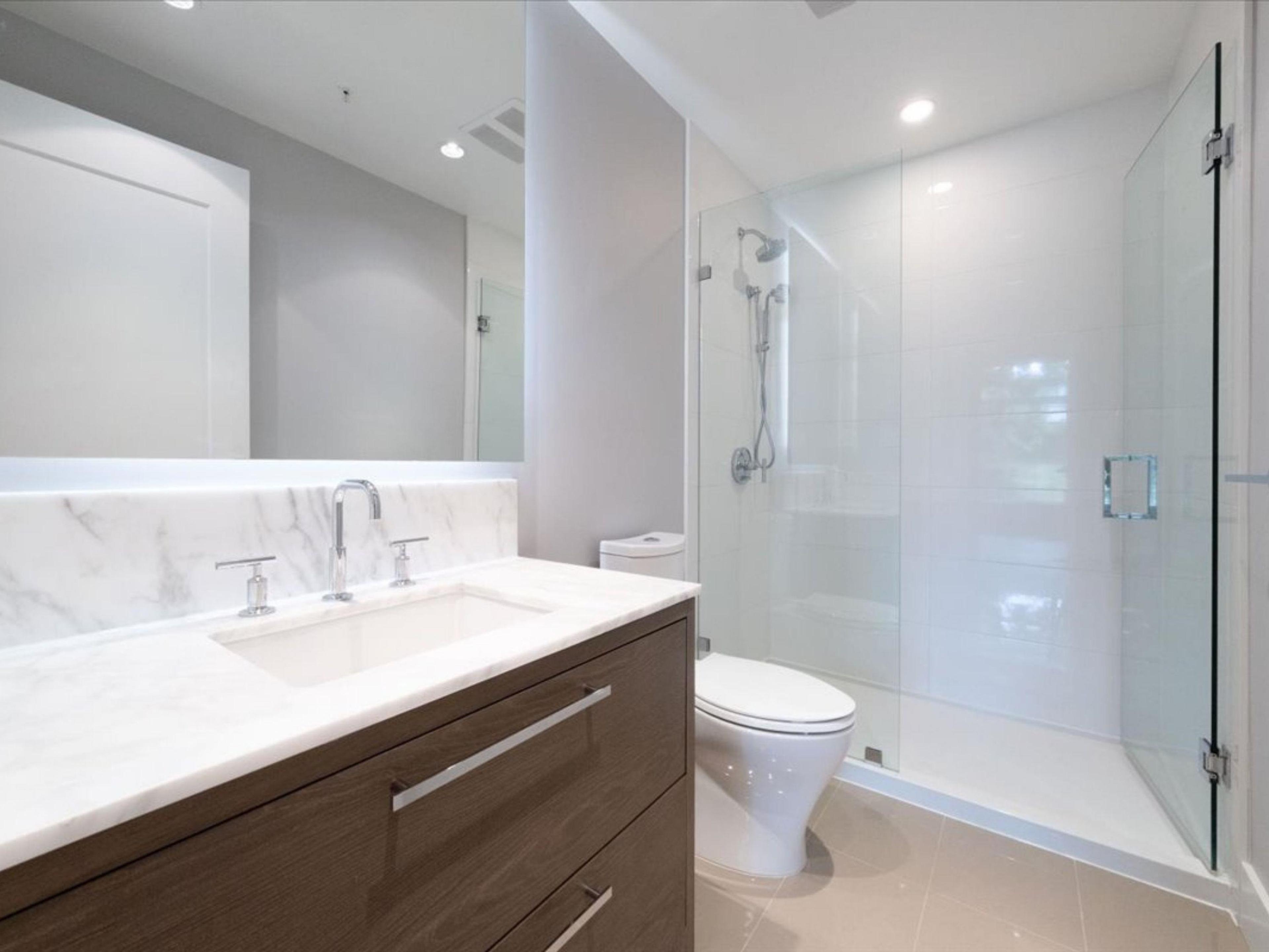 #305 1501 VIDAL STREET - 21