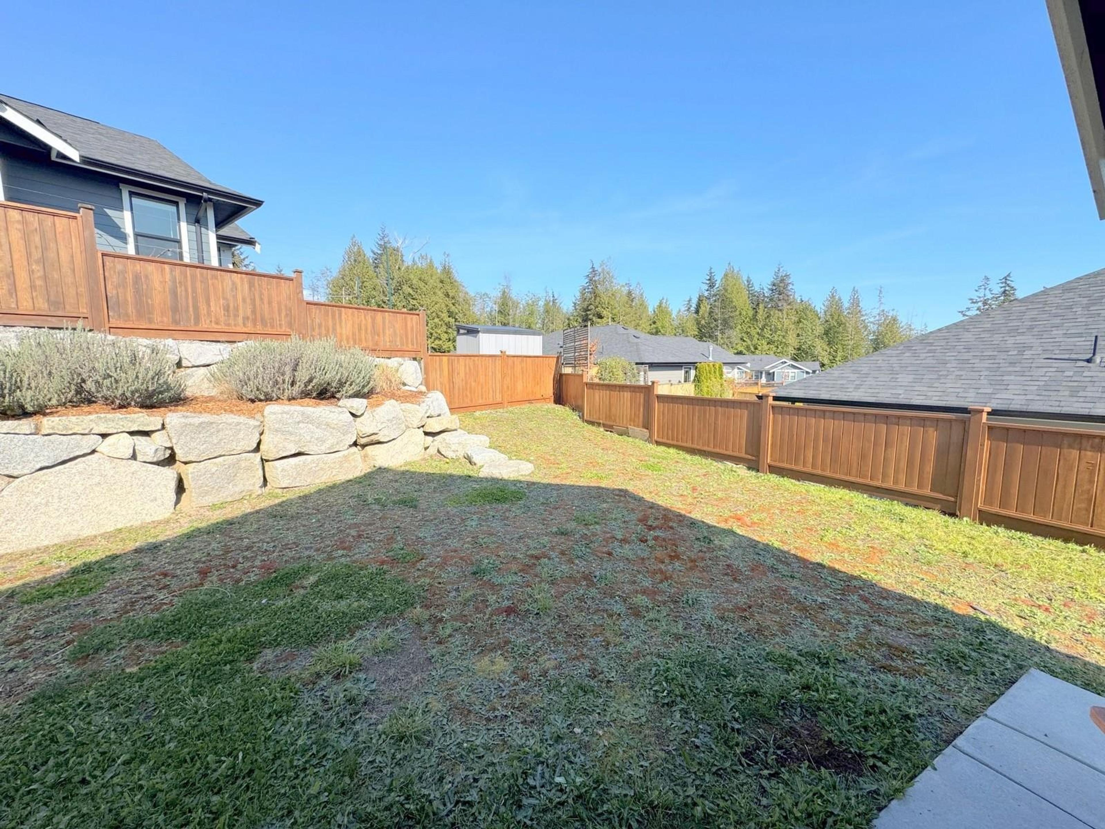 6078 KINGBIRD AVENUE - 32