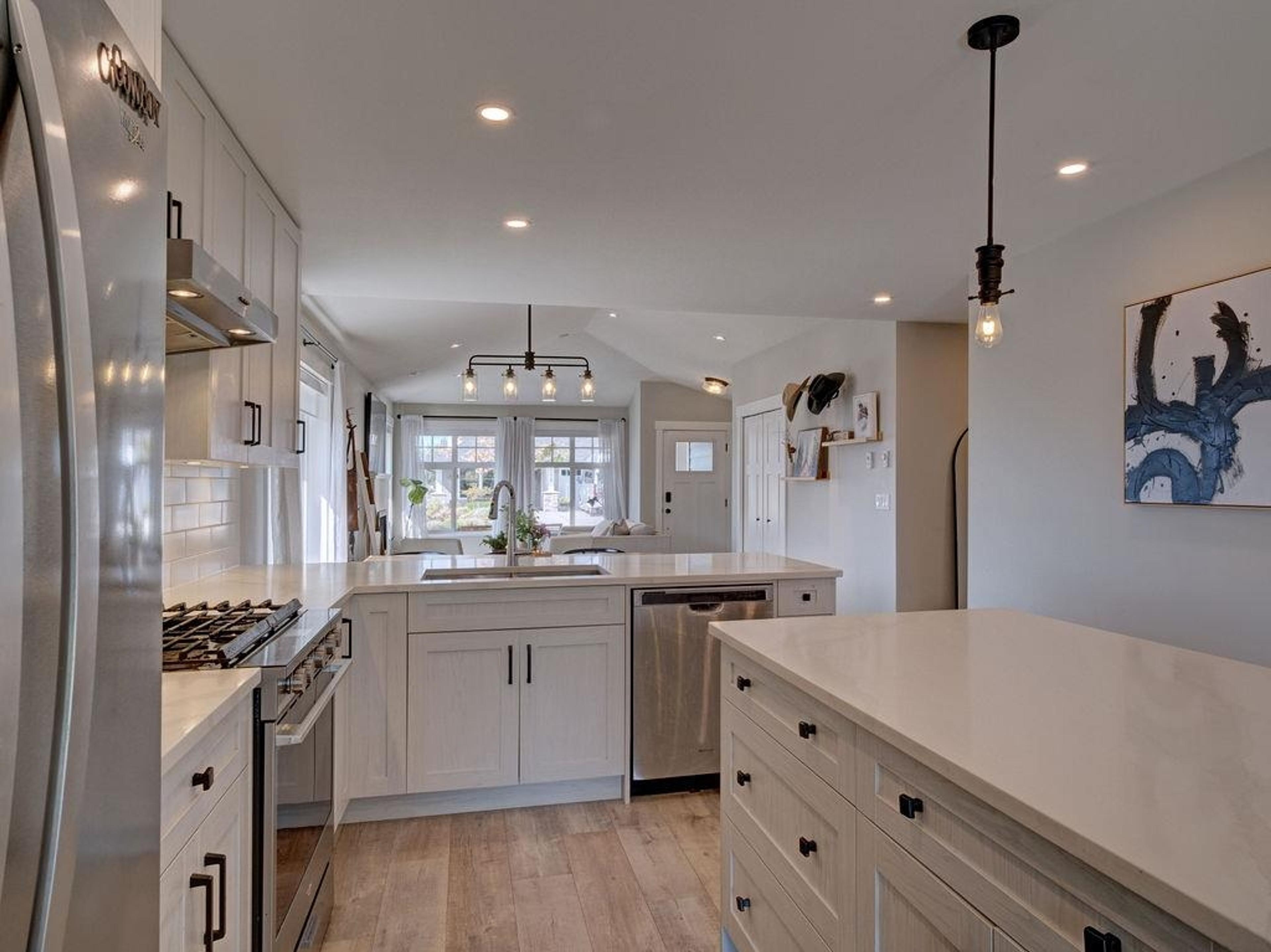 6078 KINGBIRD AVENUE - 18