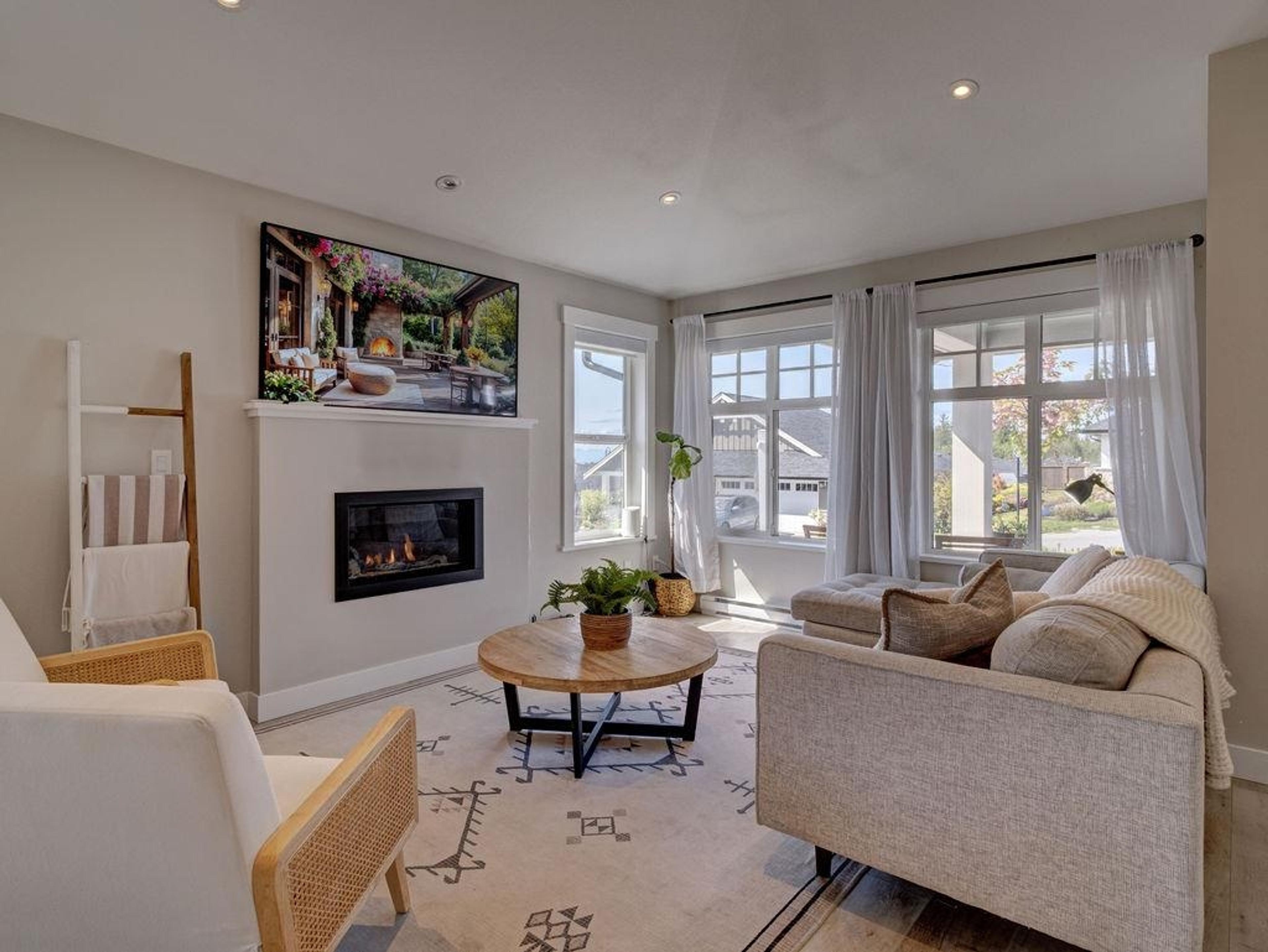 6078 KINGBIRD AVENUE - 11