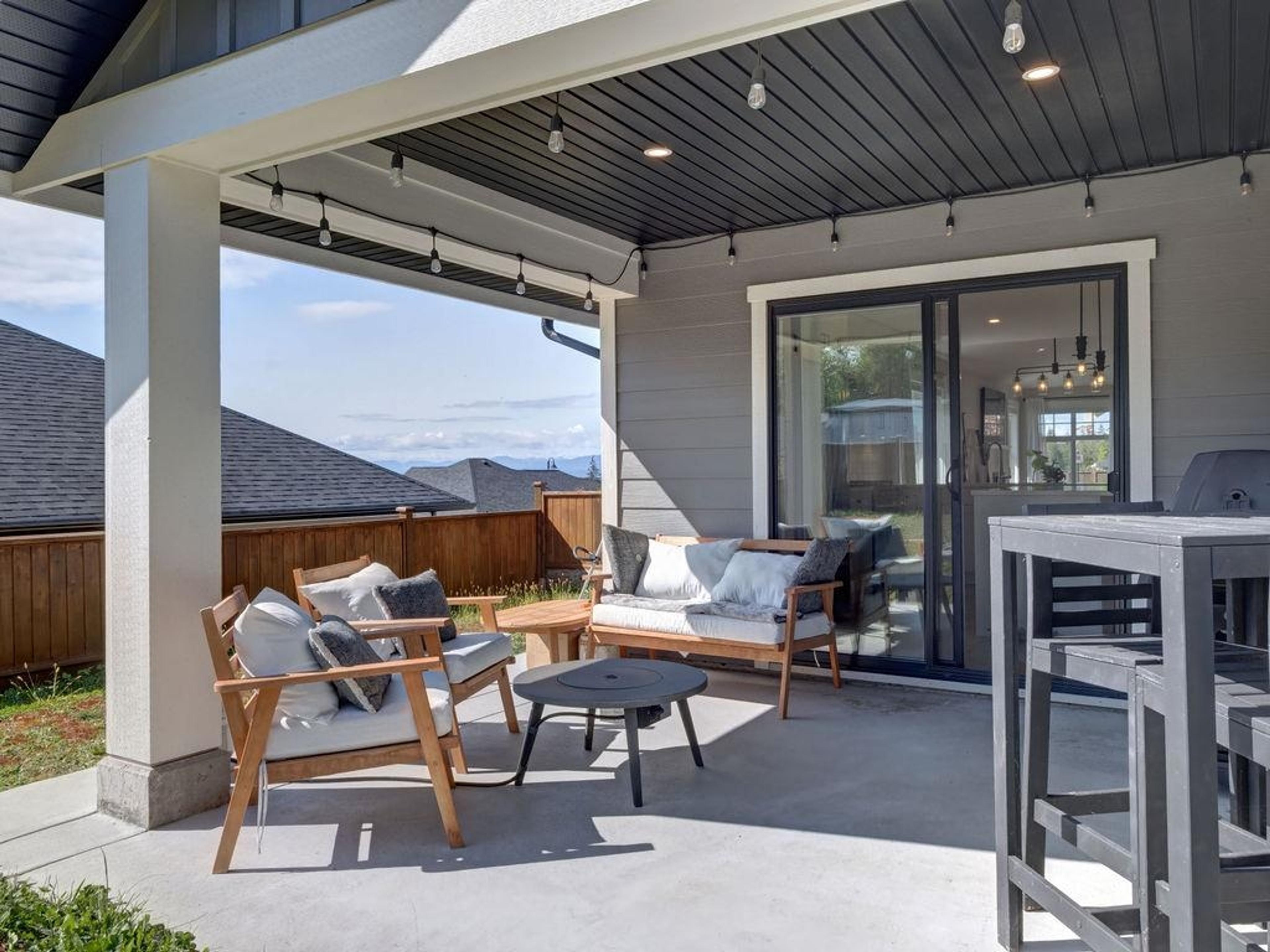 6078 KINGBIRD AVENUE - 21