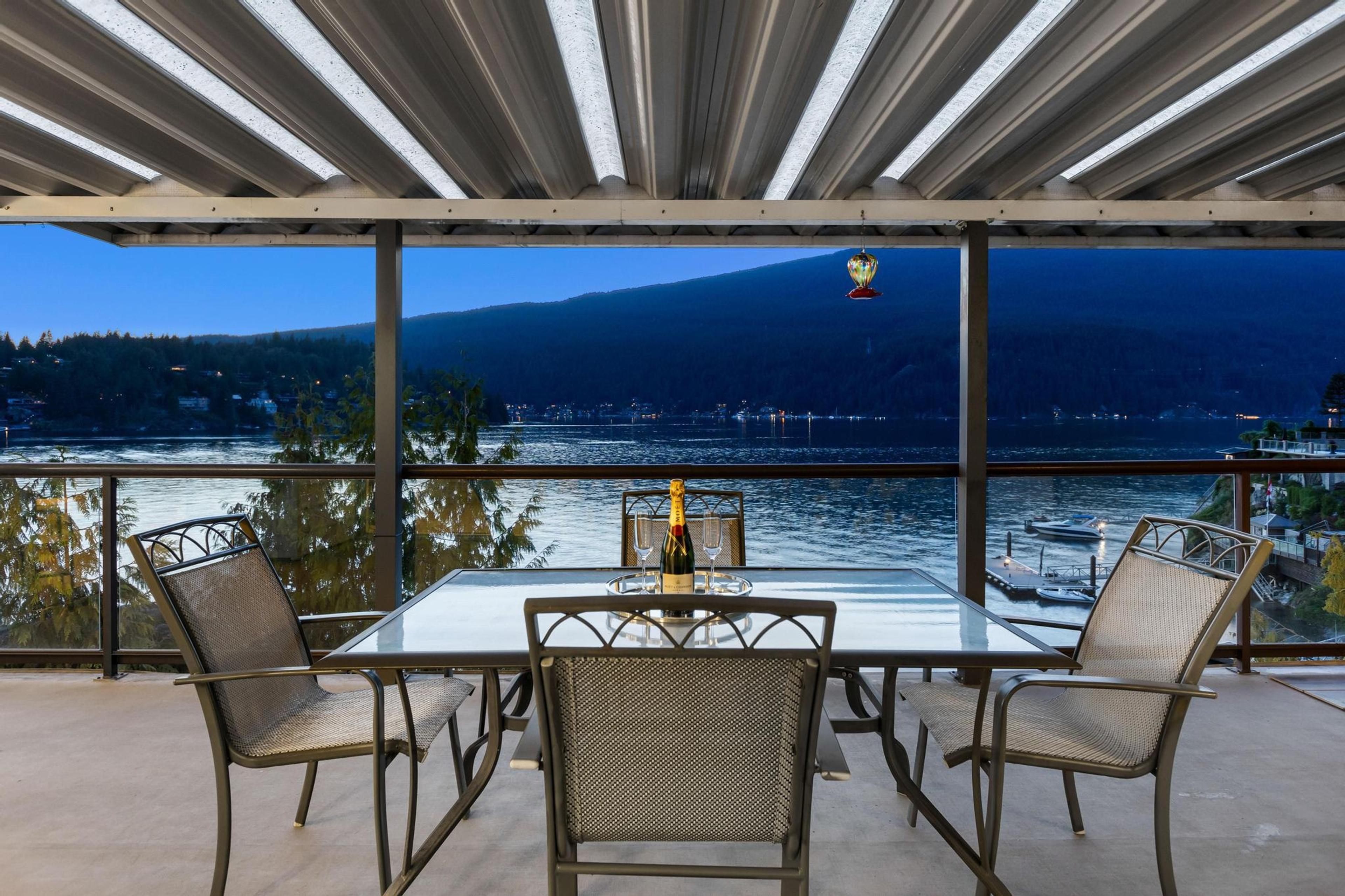 4995 ROBSON ROAD - 12