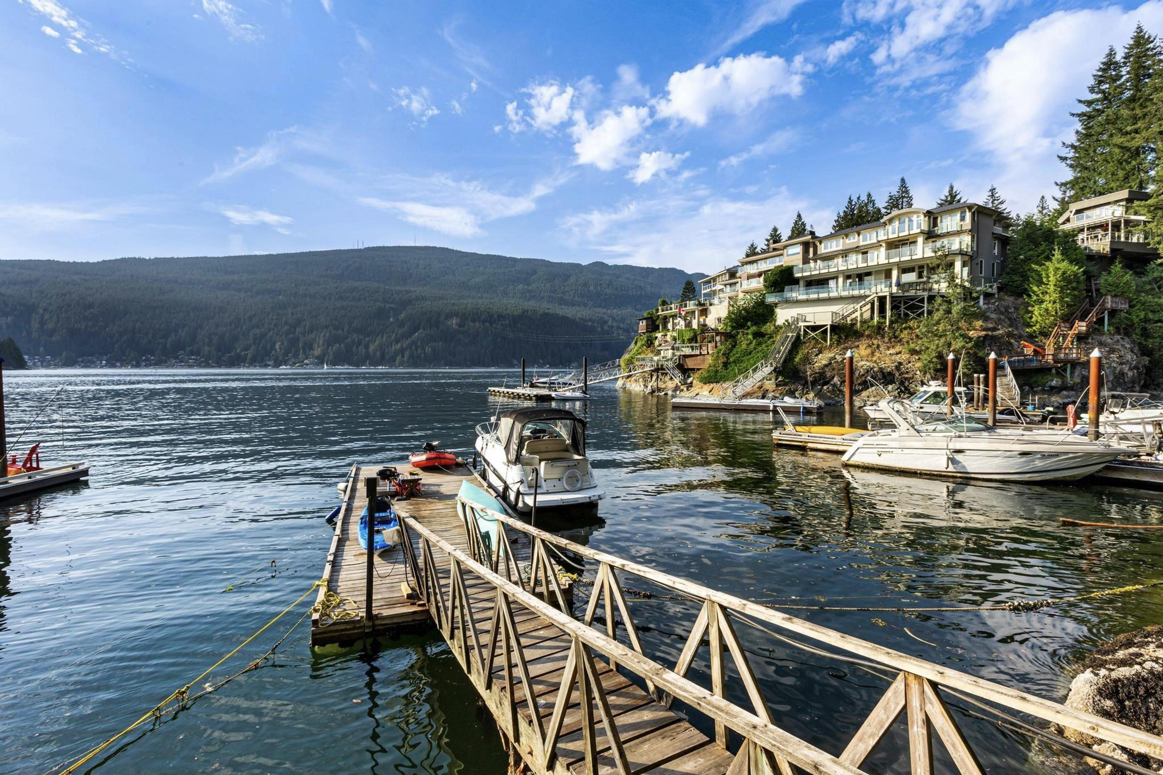 4995 ROBSON ROAD - 8