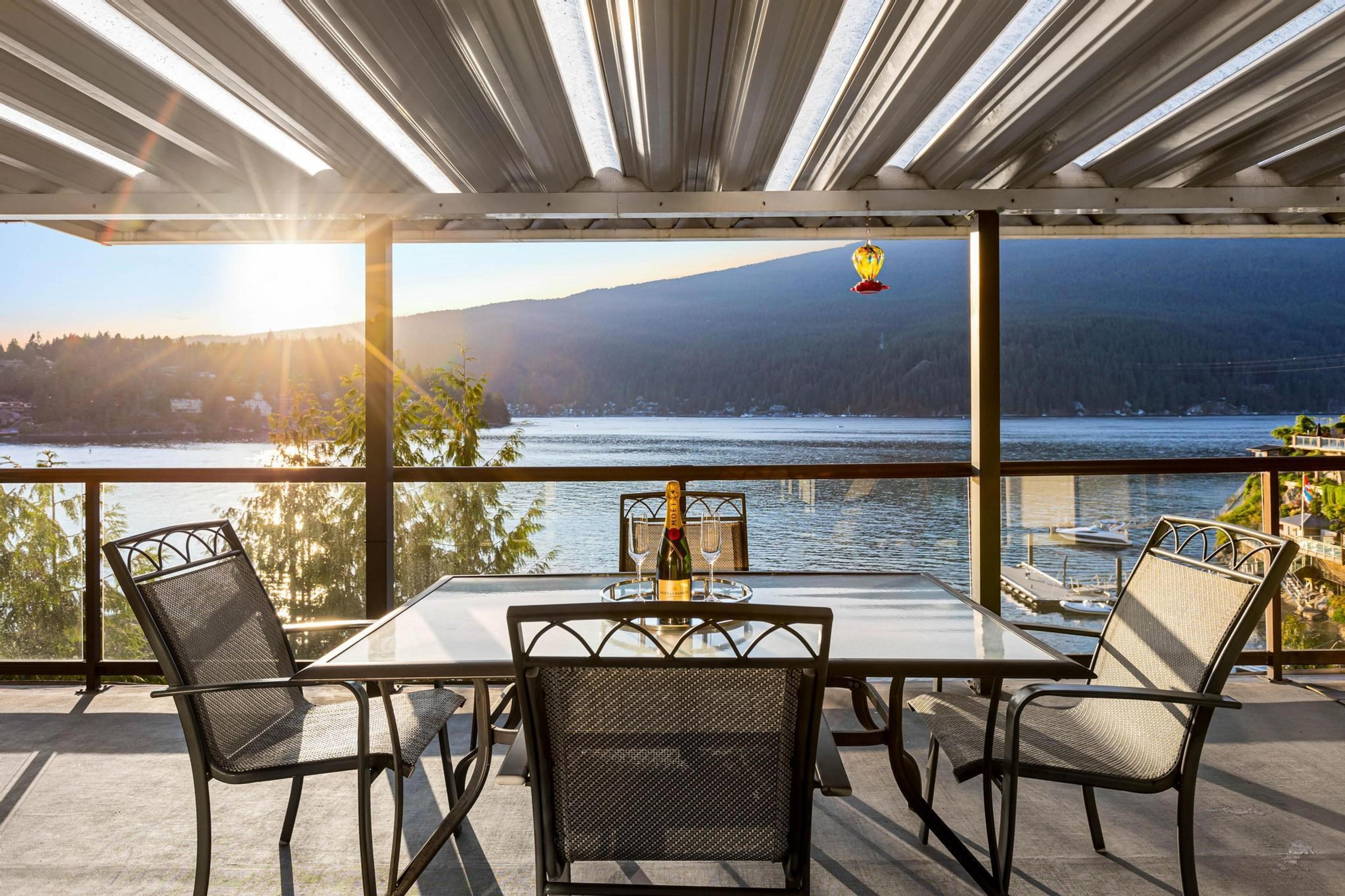 4995 ROBSON ROAD - 21