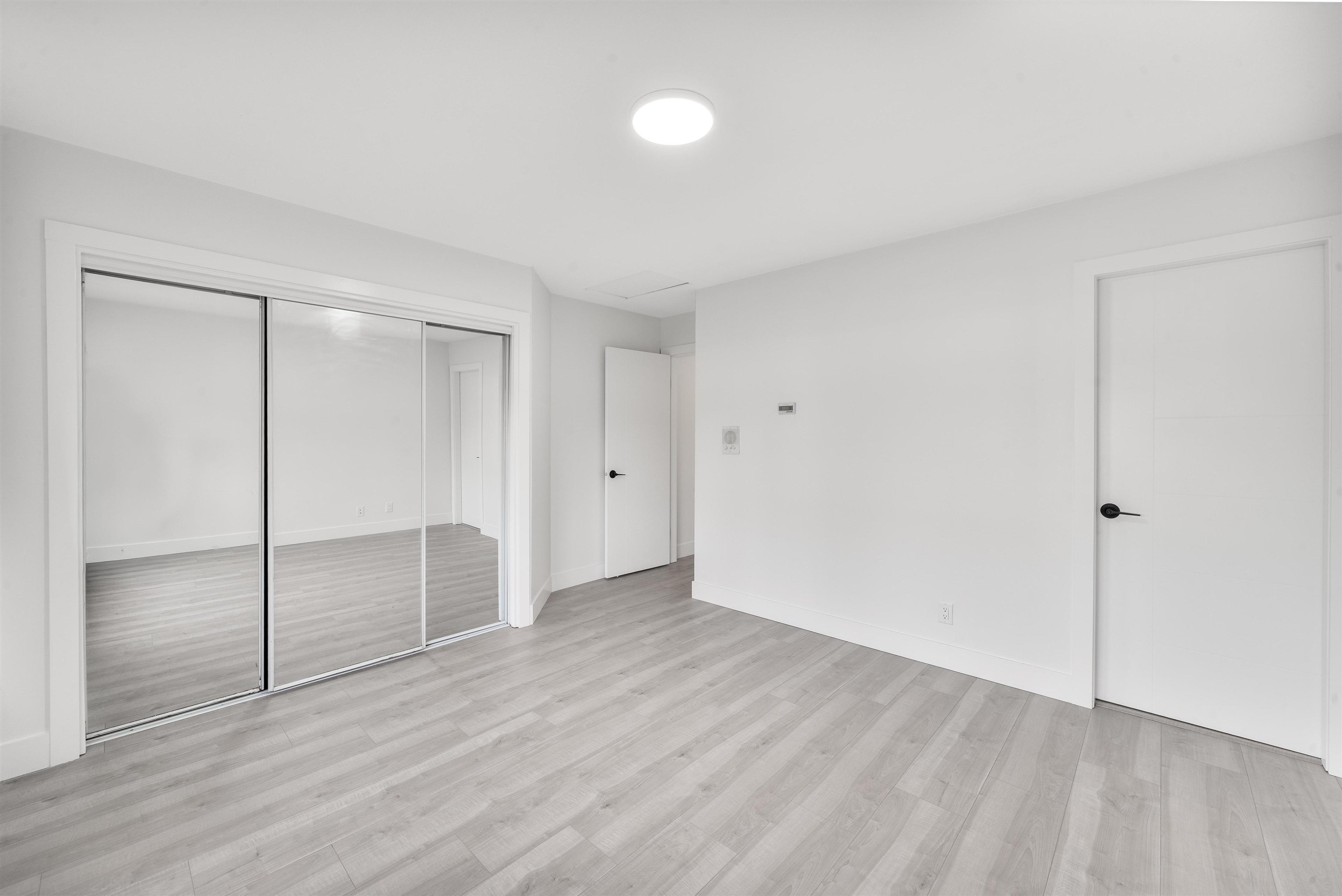 5811 SPROTT STREET - Image 5