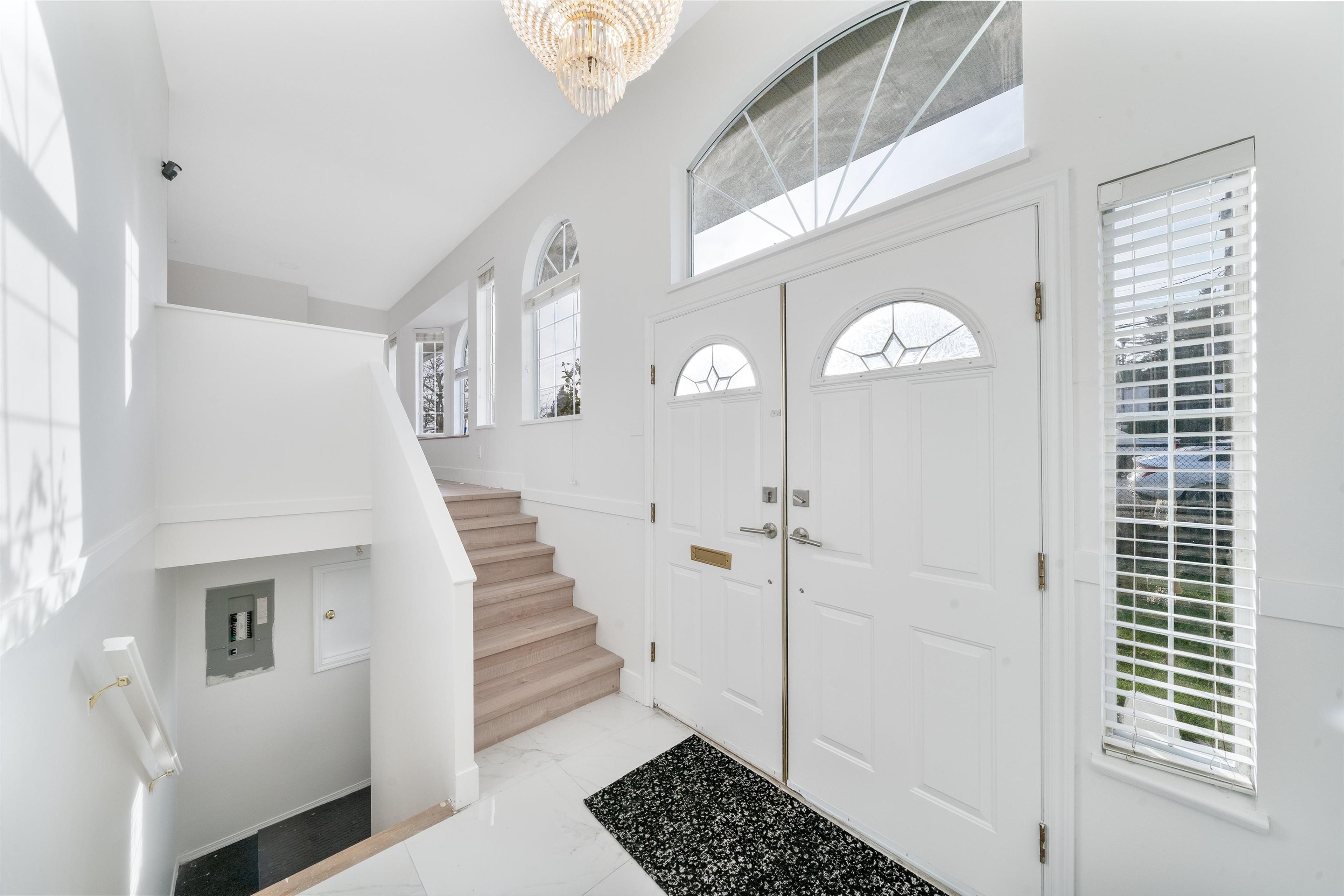 5811 SPROTT STREET - Image 14