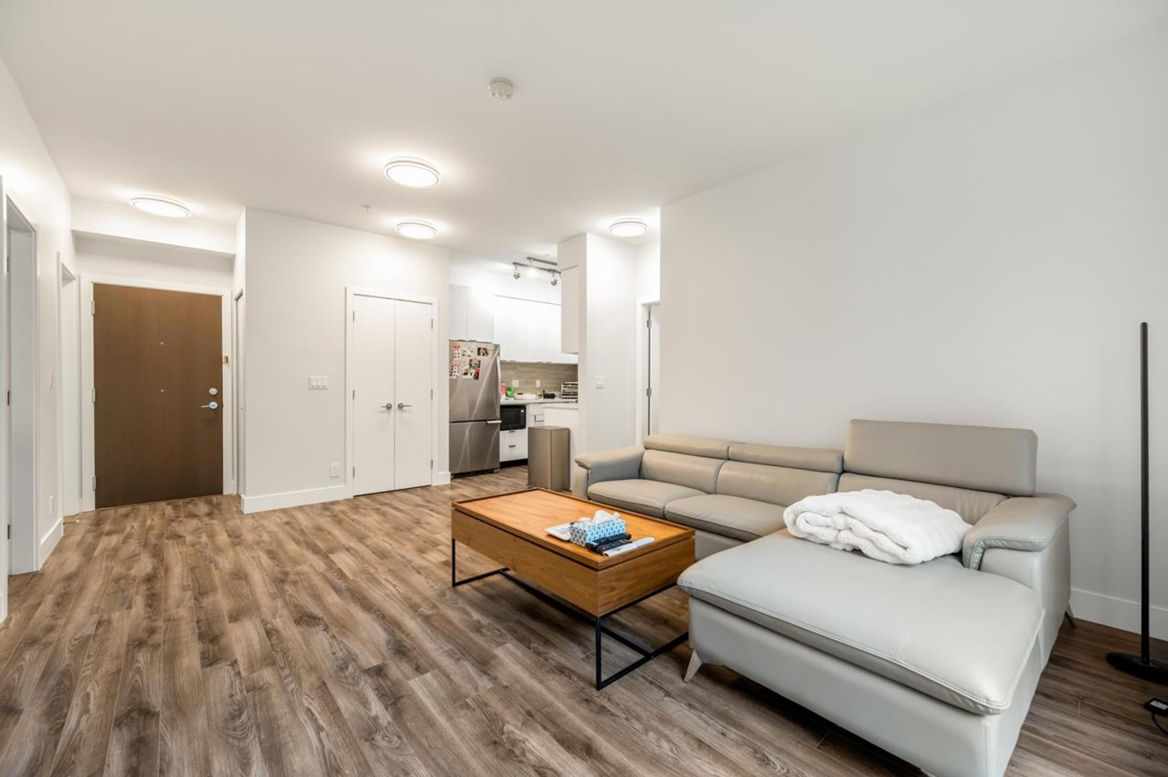 #309 5355 LANE STREET - Image 6