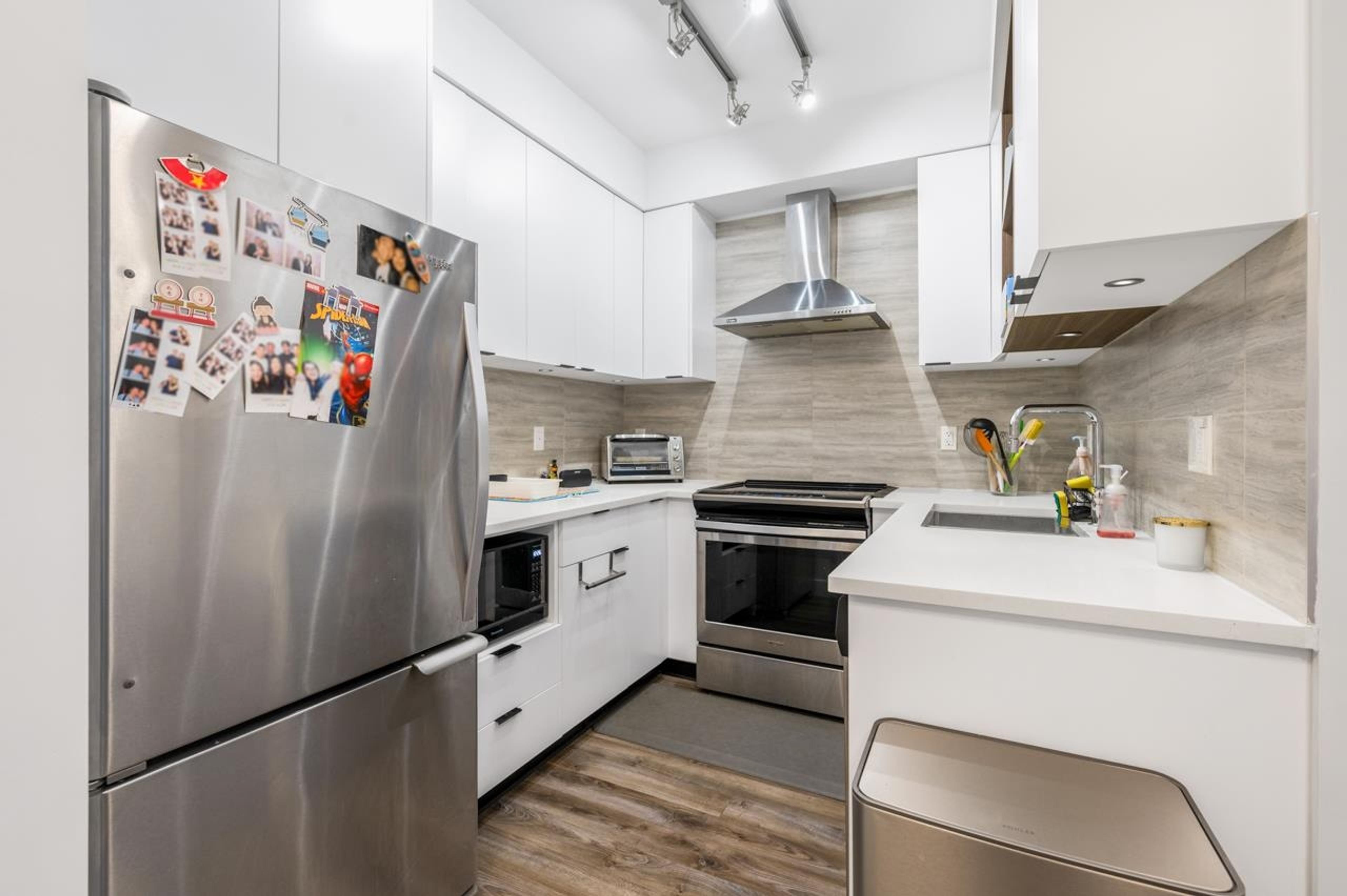 #309 5355 LANE STREET - Image 8