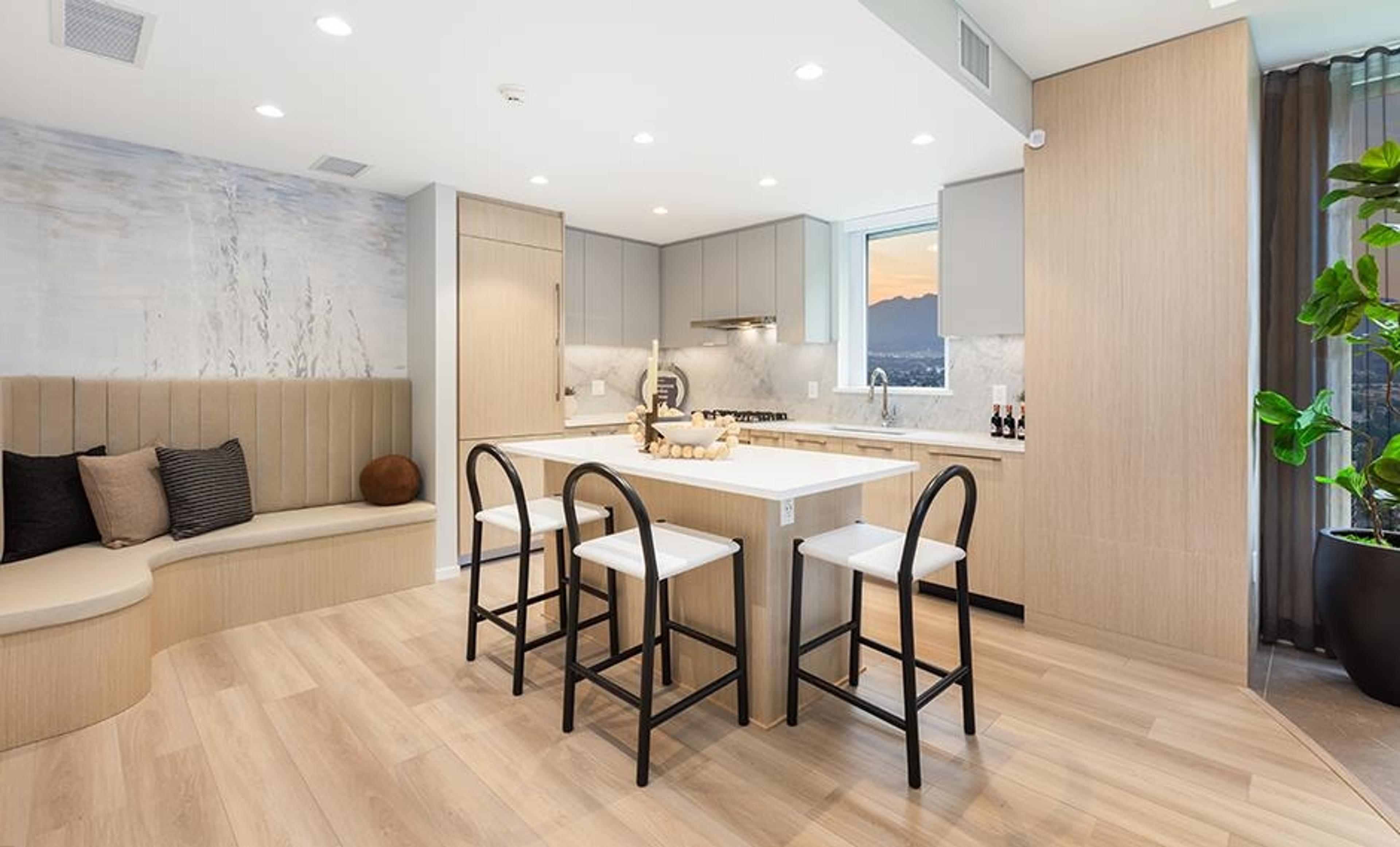 #2402 5860 OLIVE AVENUE - Image 5