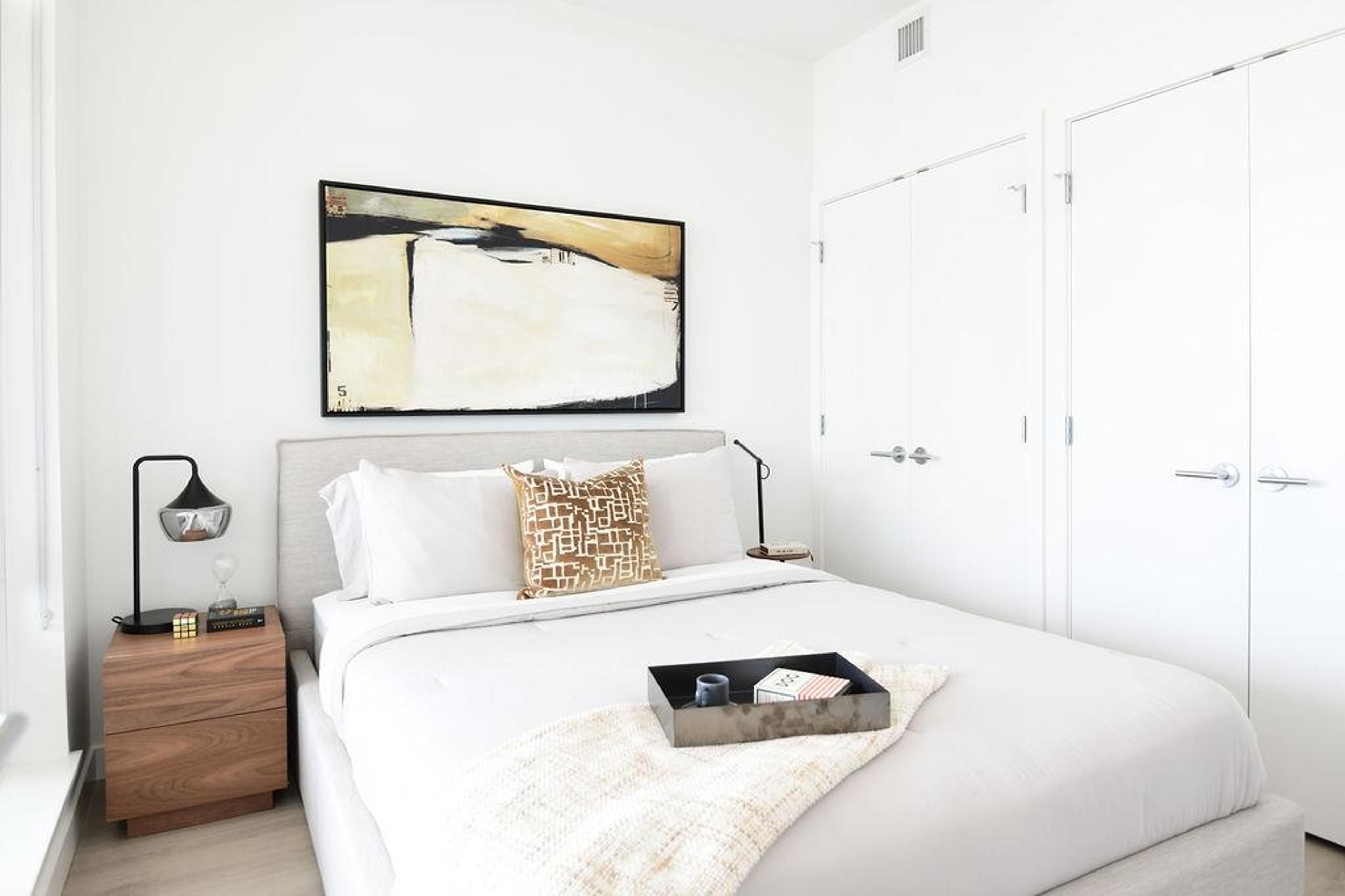 #2008 4988 BENNETT STREET - Image 8