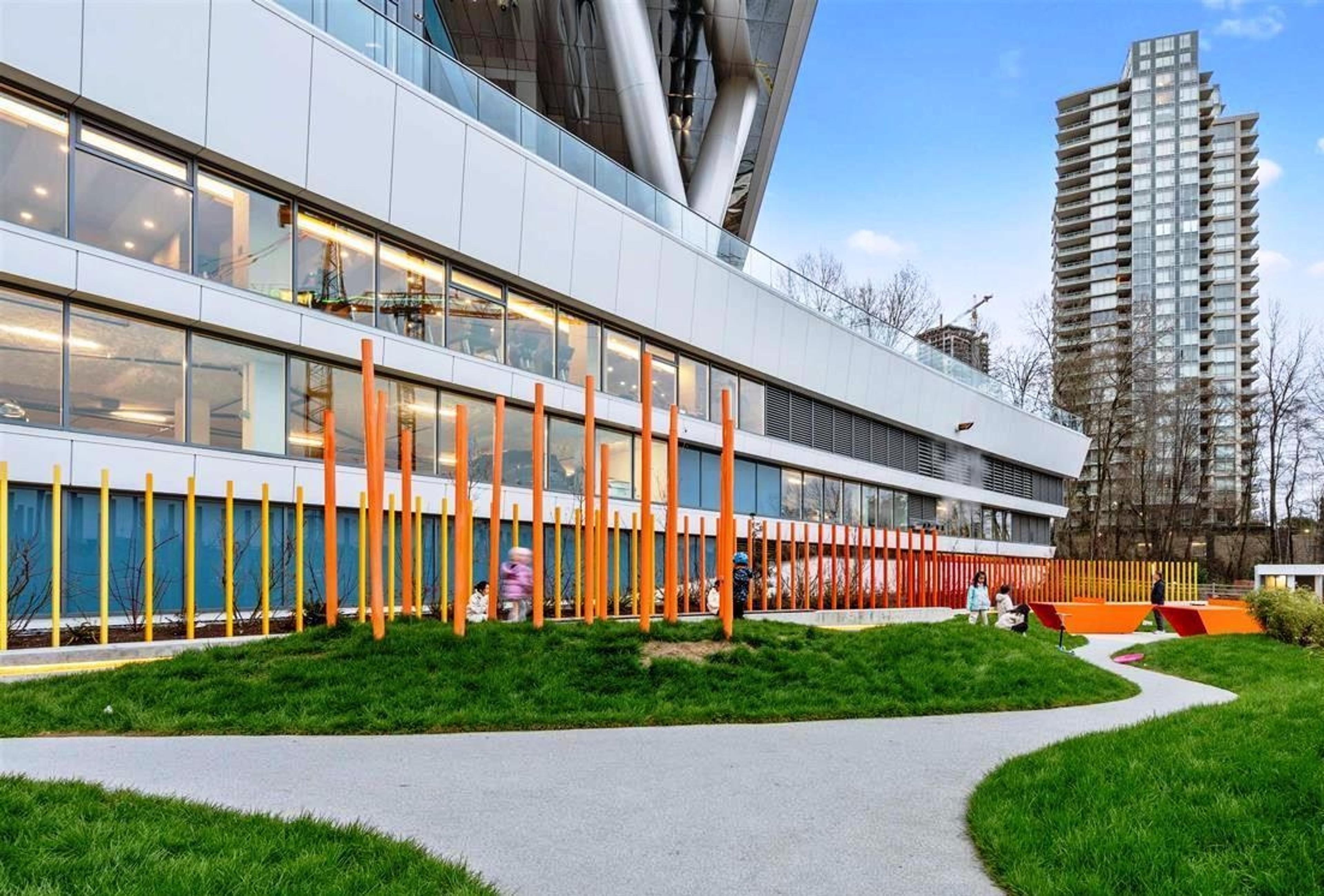 #1107 4890 LOUGHEED HIGHWAY - Image 20