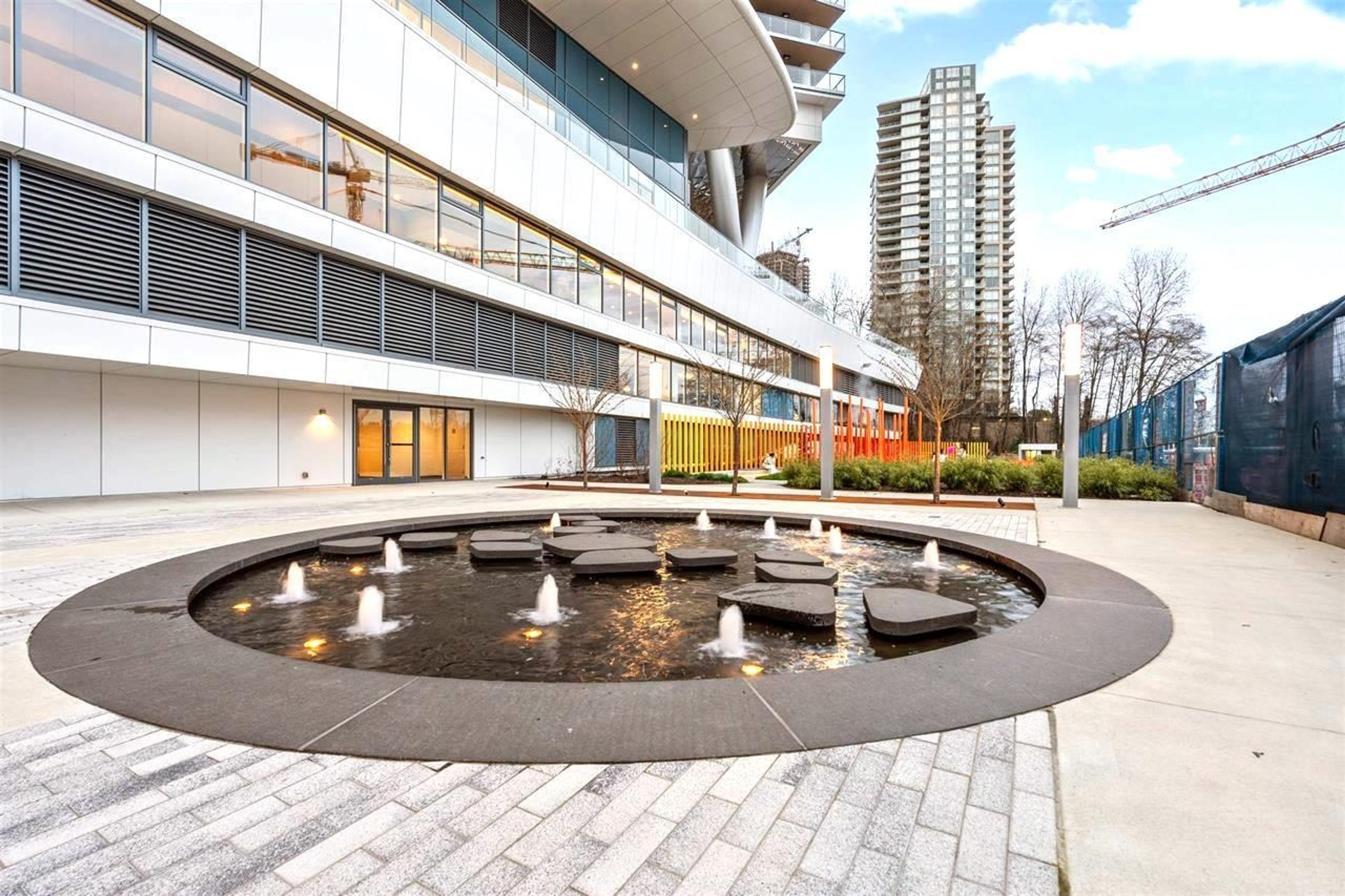 #1107 4890 LOUGHEED HIGHWAY - Image 19