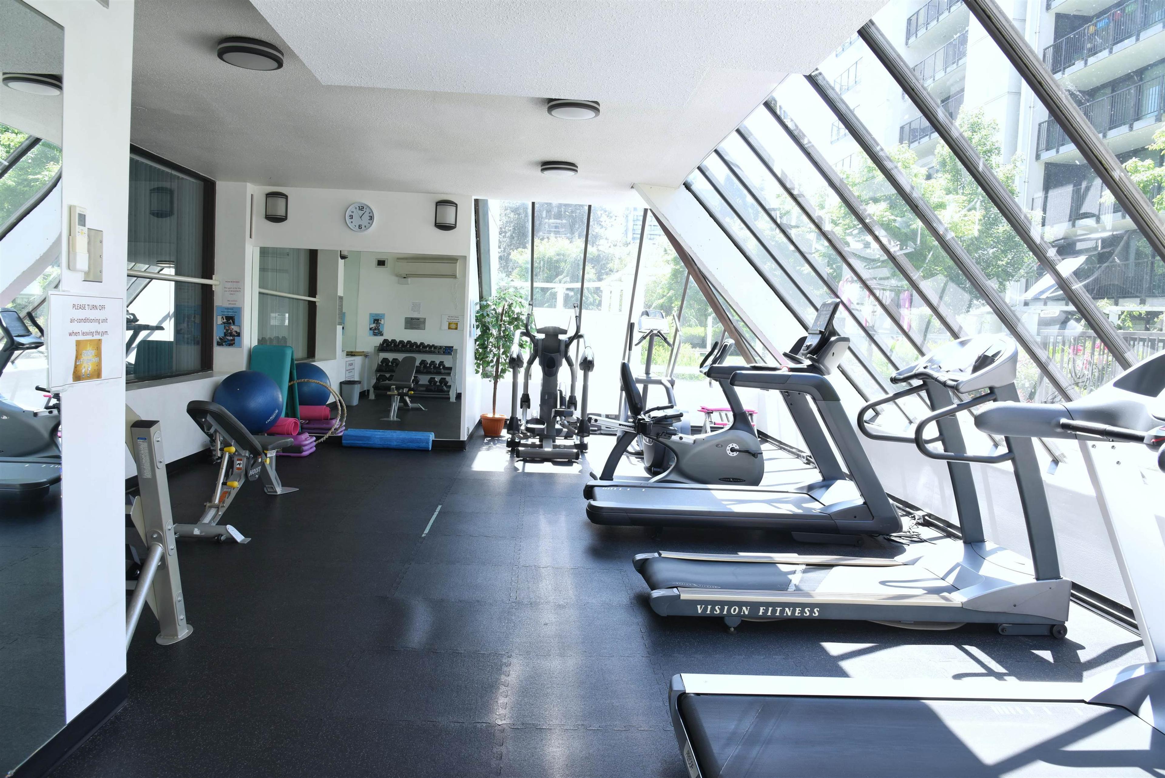 #204 6455 WILLINGDON AVENUE - Image 14