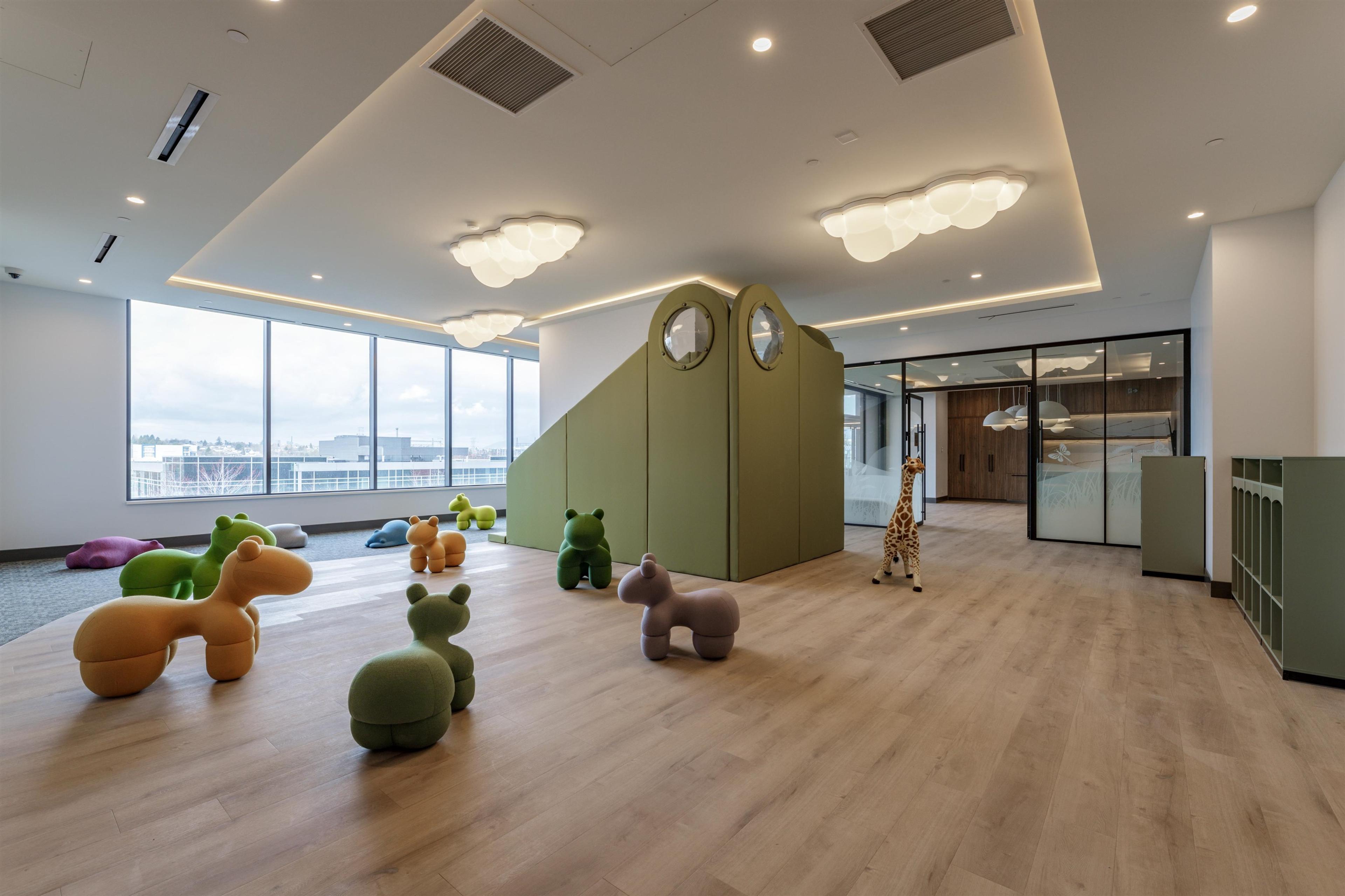 #4304 4168 LOUGHEED HIGHWAY - Image 16