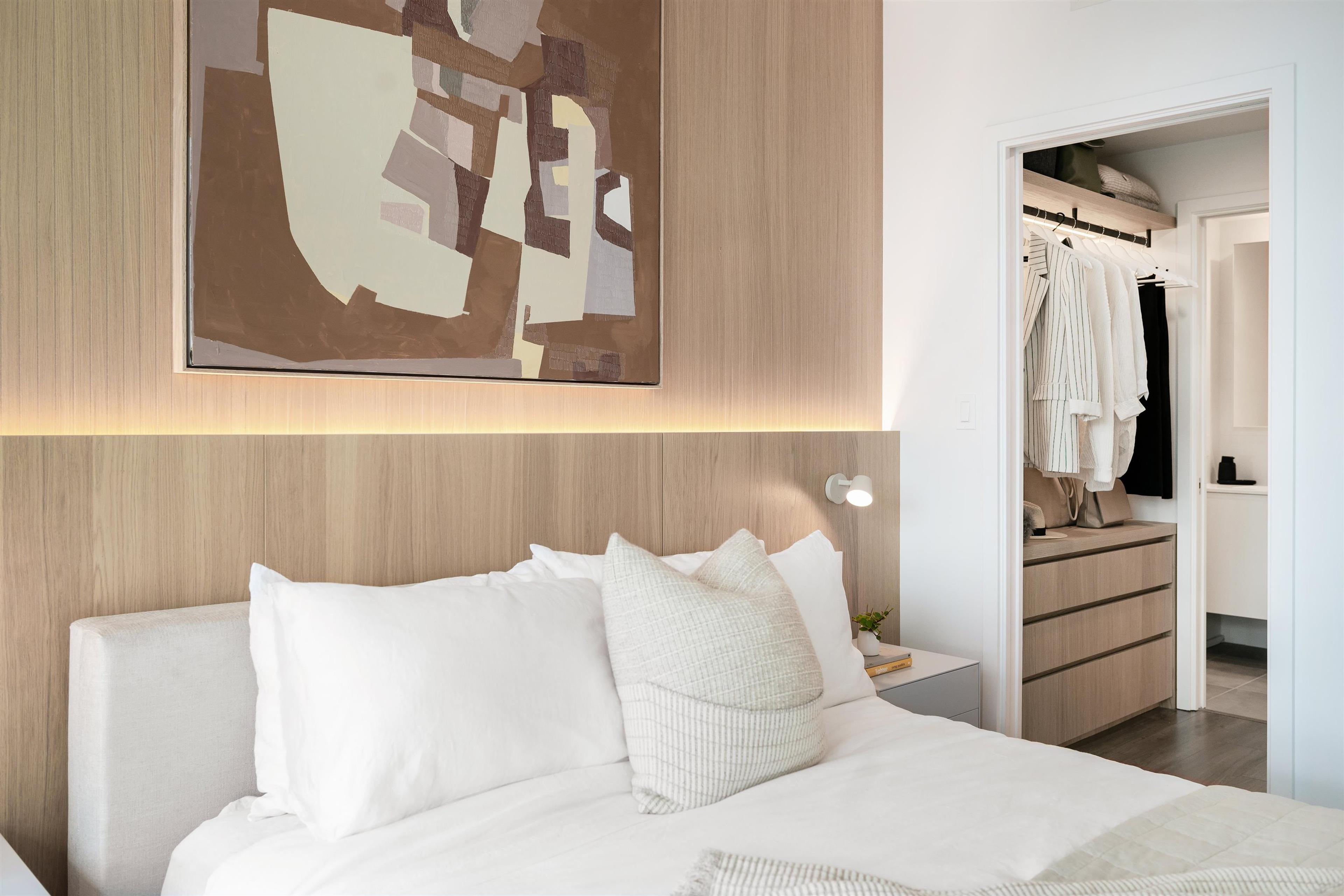 #2405 3888 EVERGREEN PLACE - Image 3