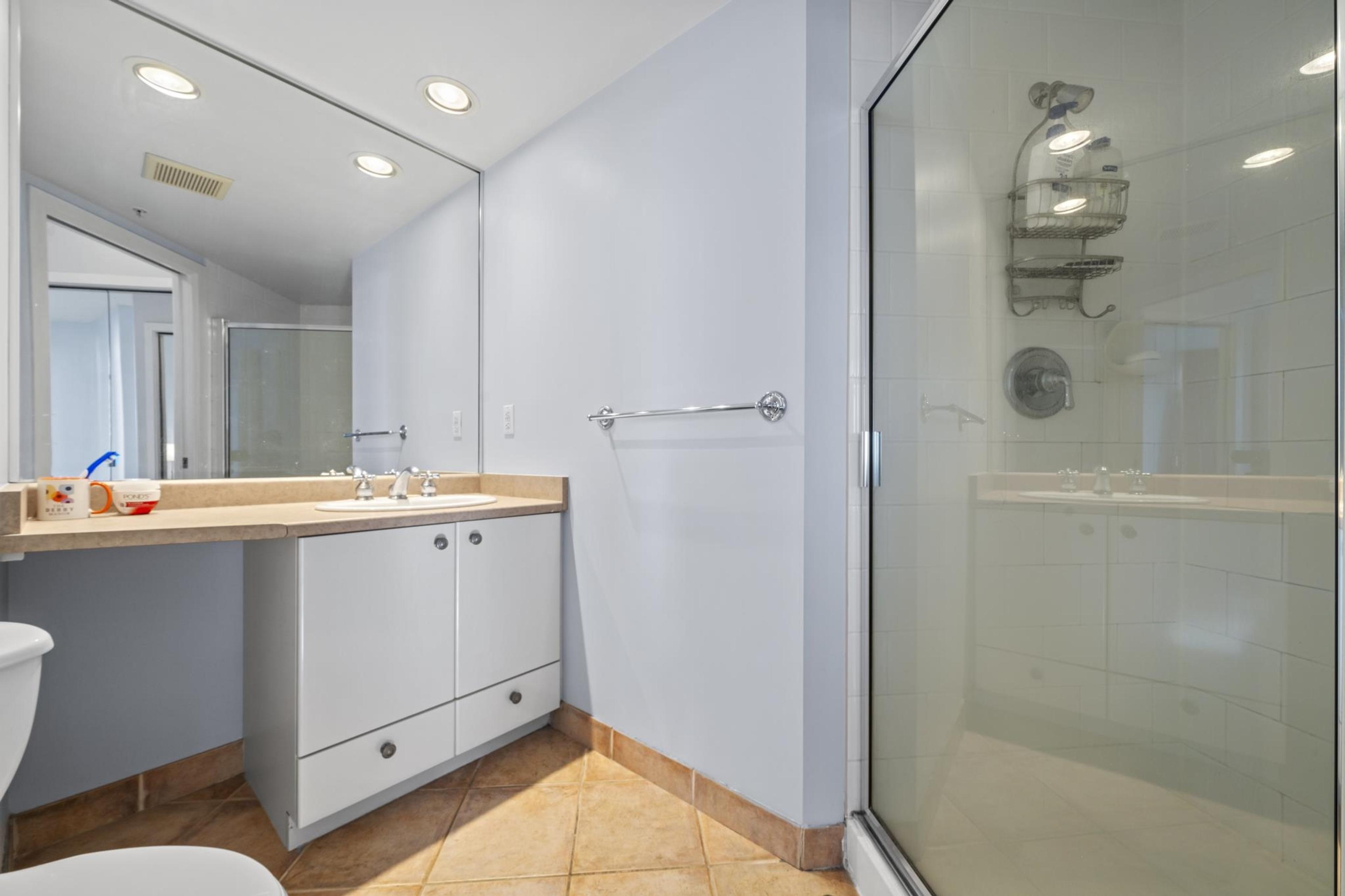 #1001 4567 HAZEL STREET - Image 12