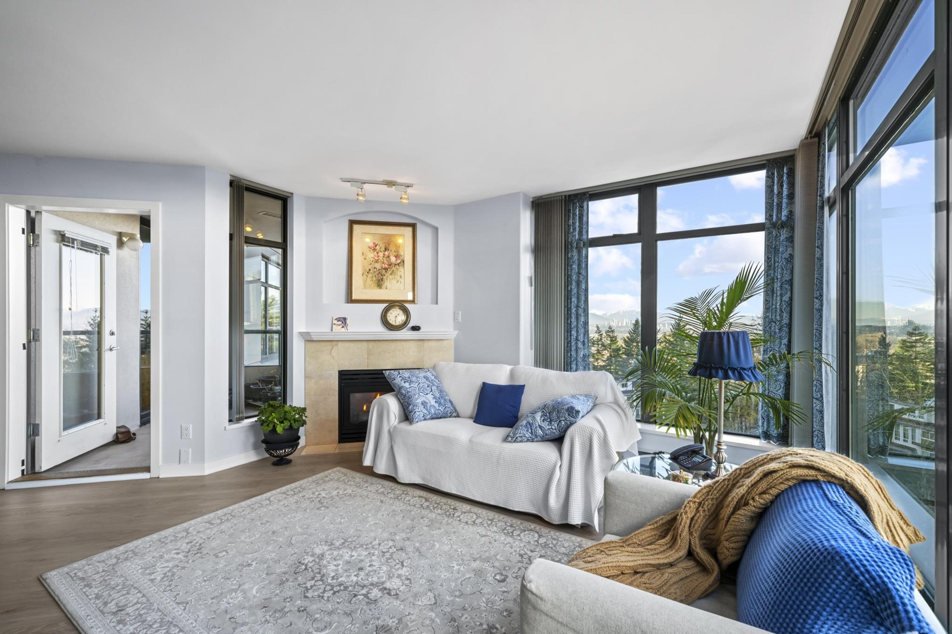 #1001 4567 HAZEL STREET - Image 4