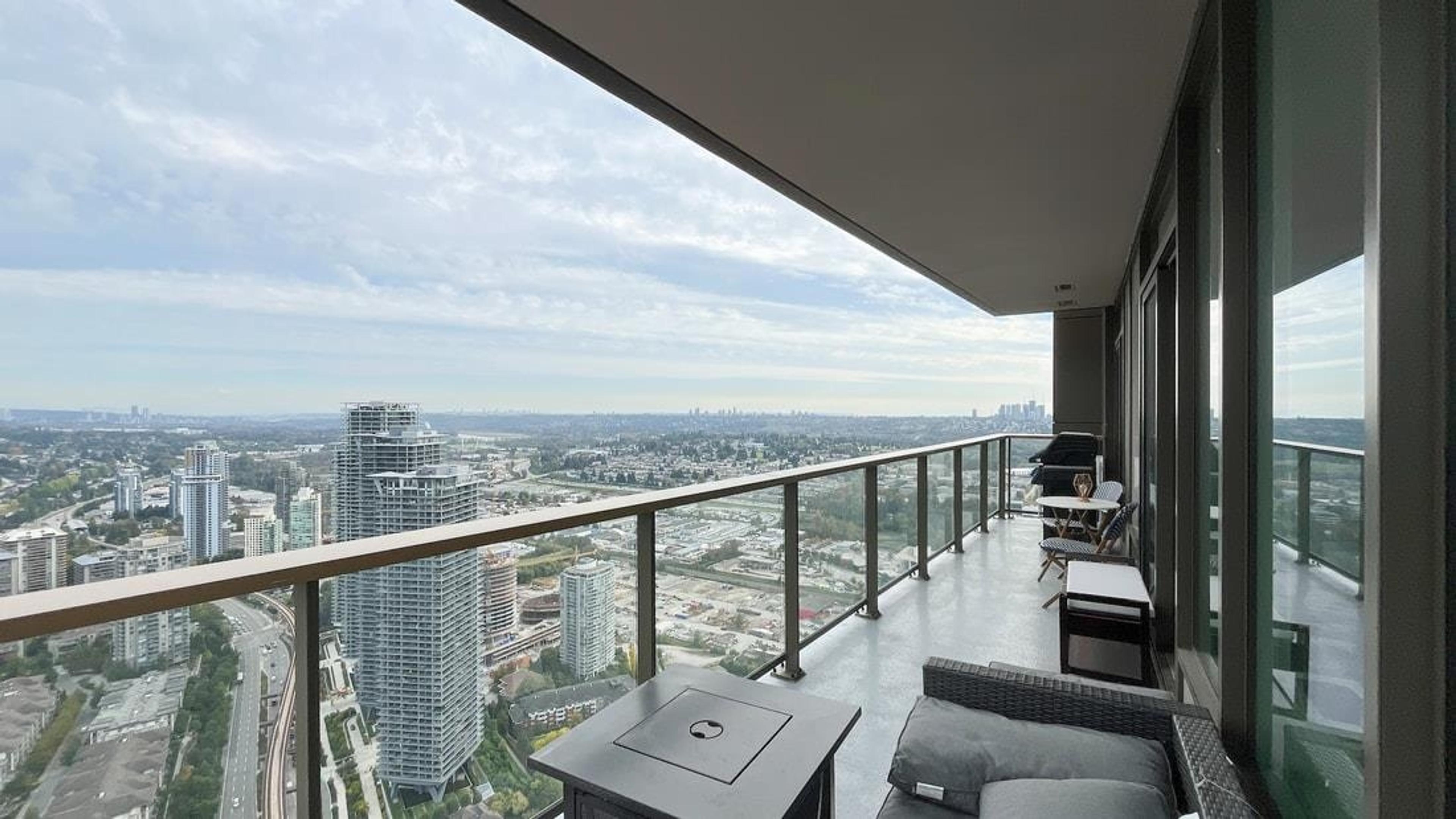 #4911 4650 BRENTWOOD BOULEVARD - Image 5