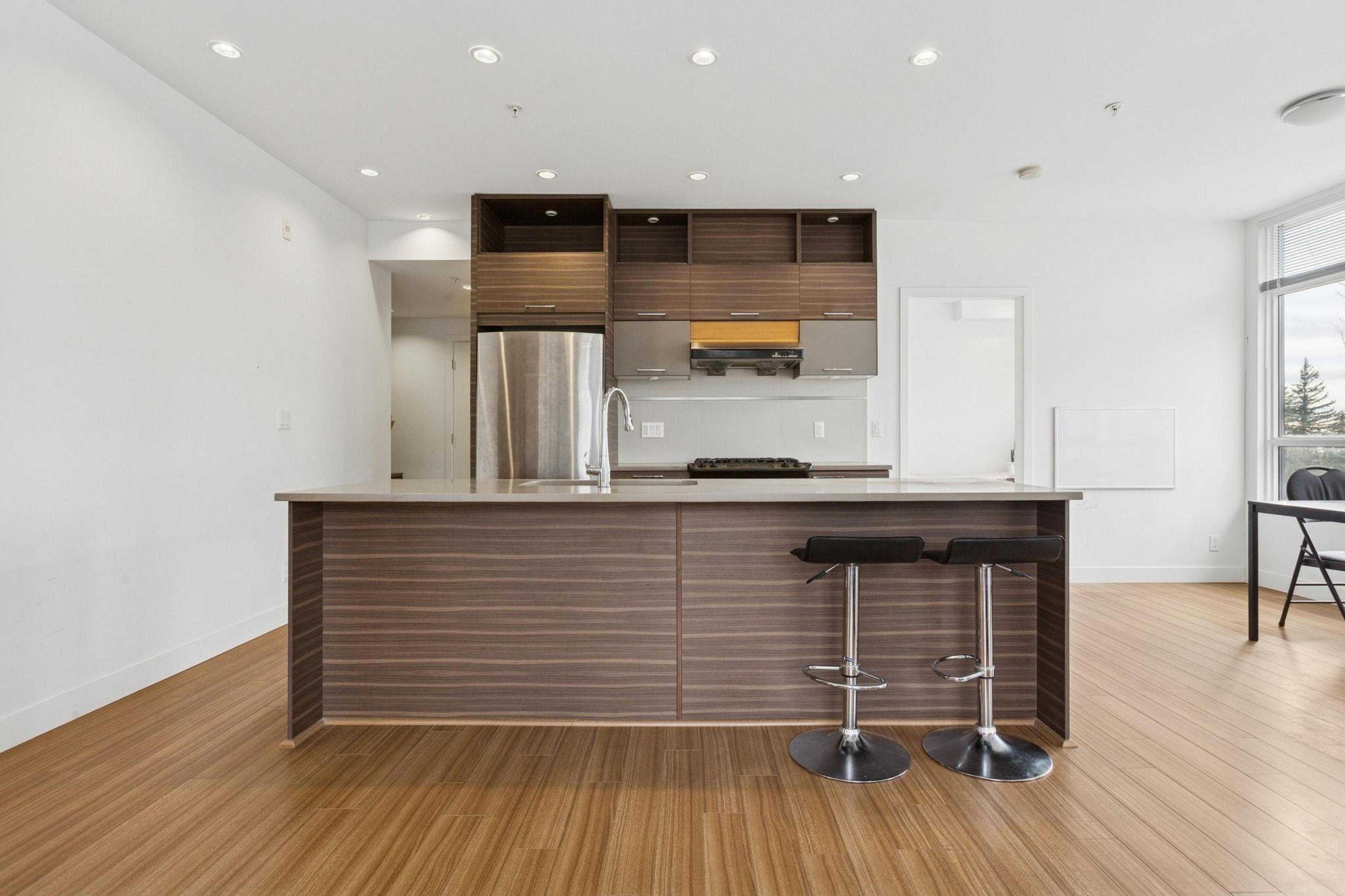 #305 9150 UNIVERSITY HIGH STREET - Image 6