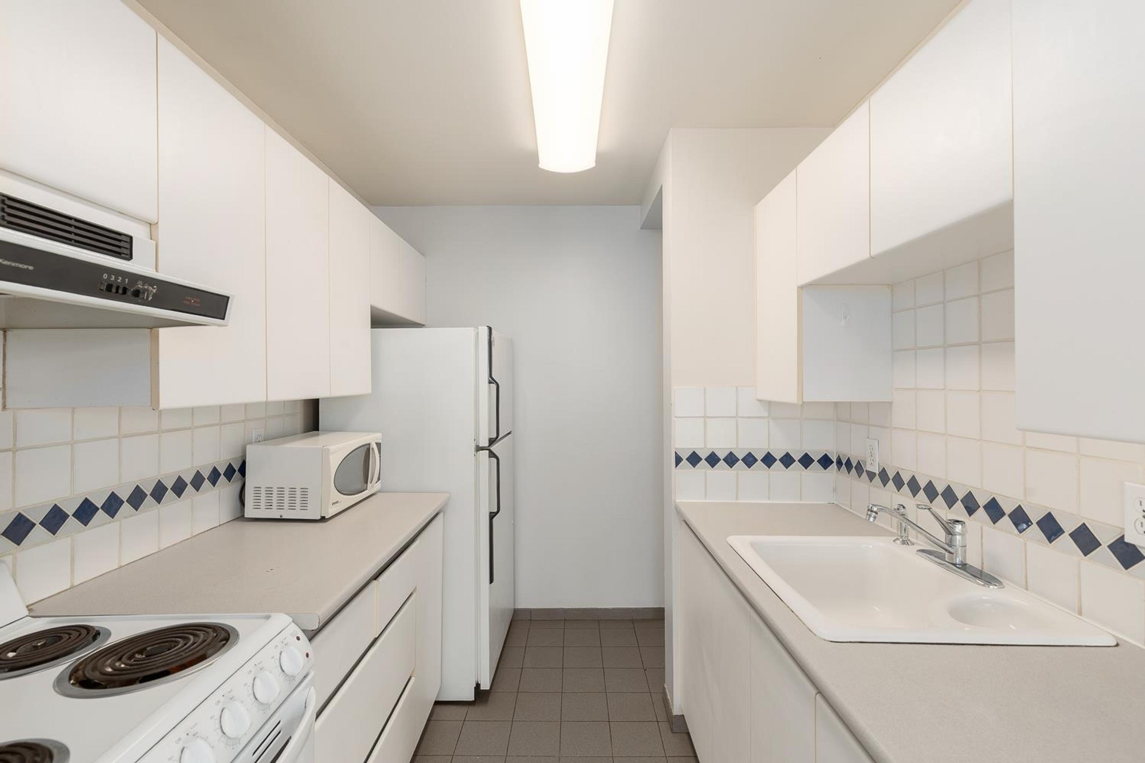 #403 4105 IMPERIAL STREET - Image 6