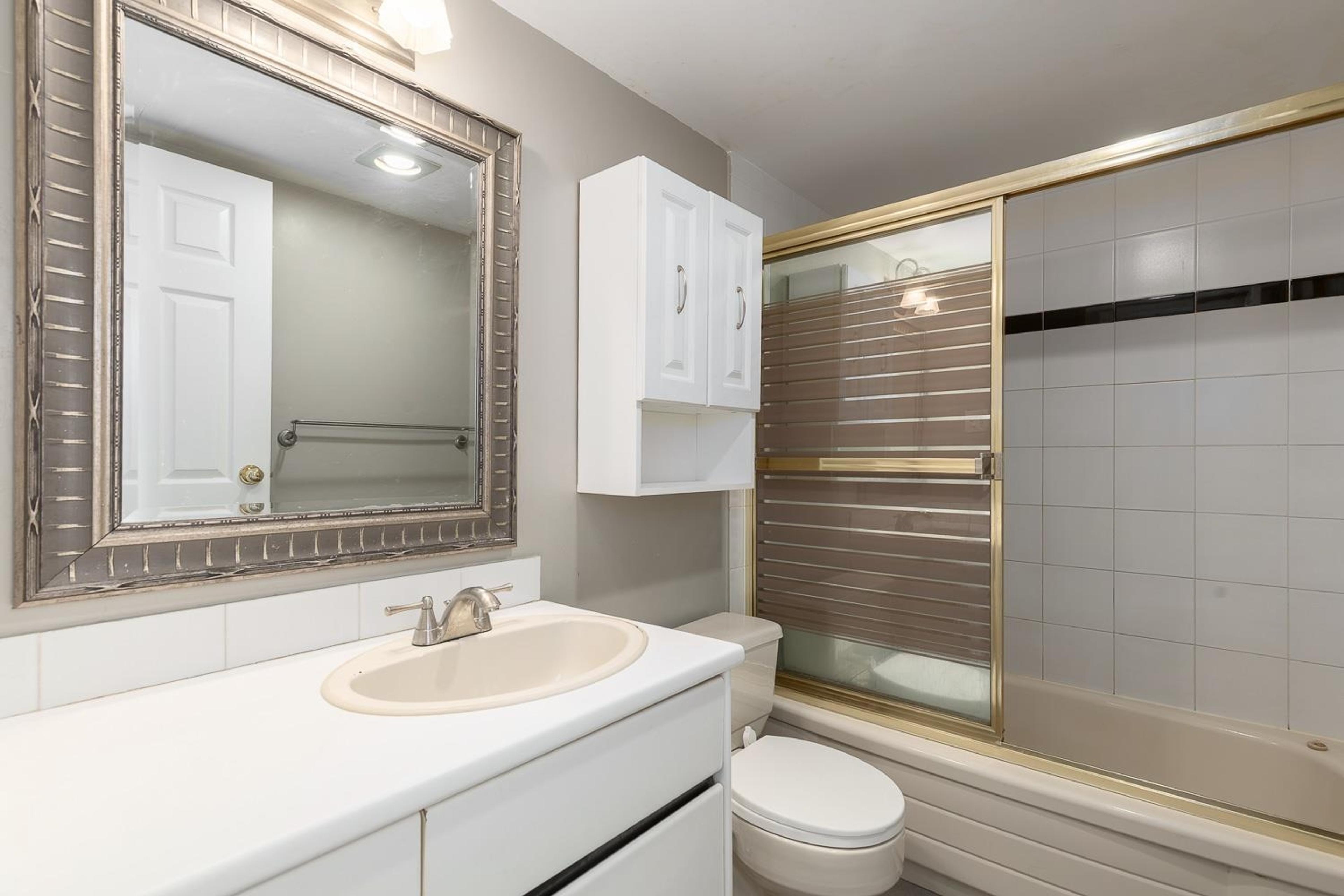 #403 4105 IMPERIAL STREET - Image 9