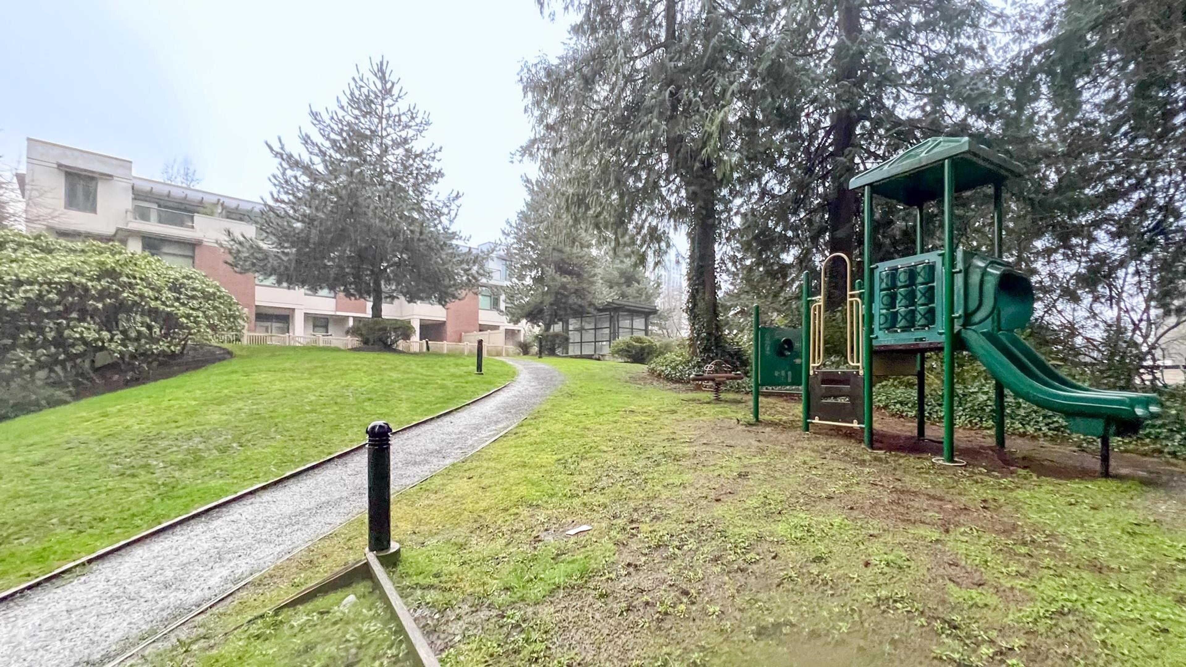 #905 7088 18TH AVENUE - Image 14