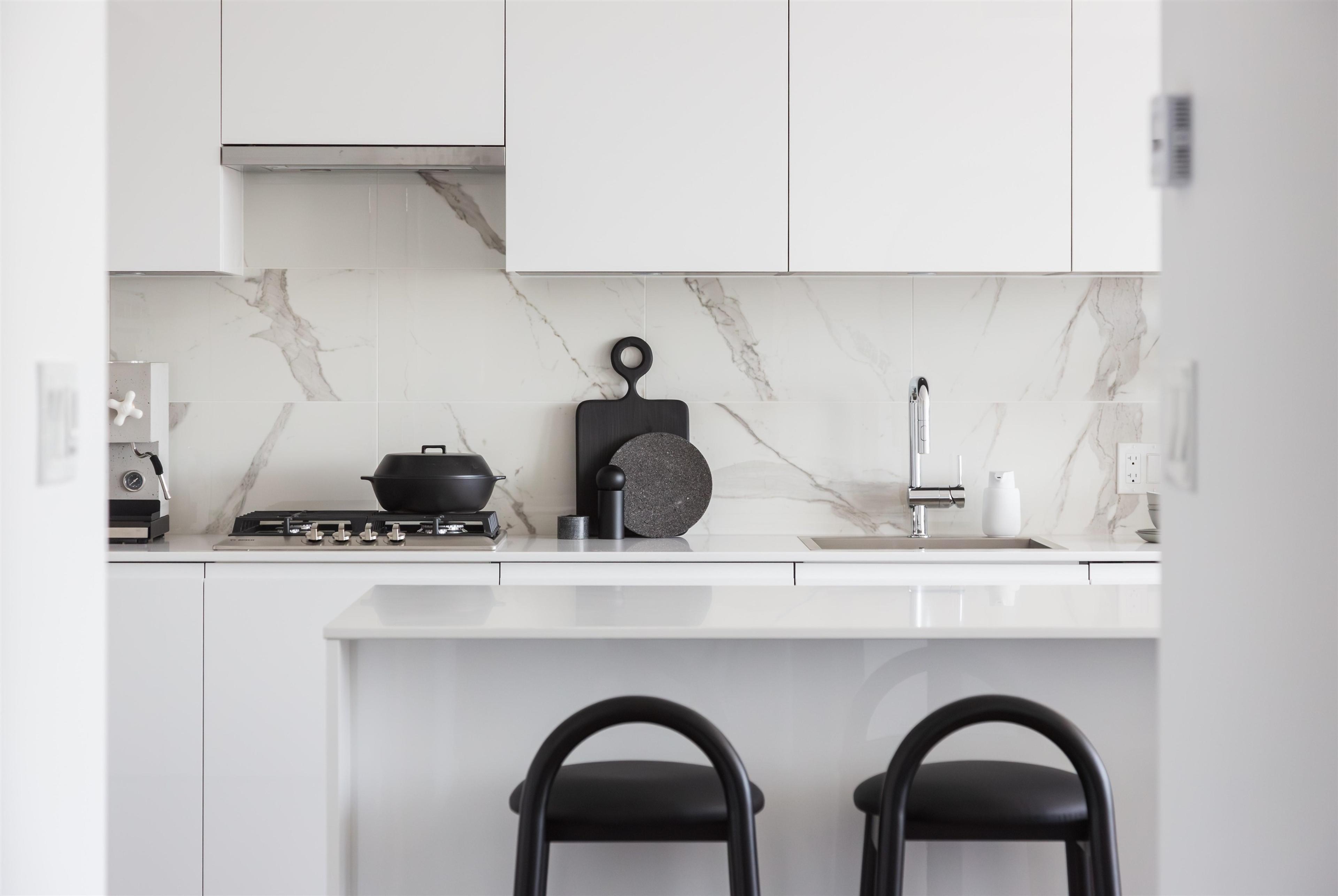 #504 3888 EVERGREEN PLACE - Image 3