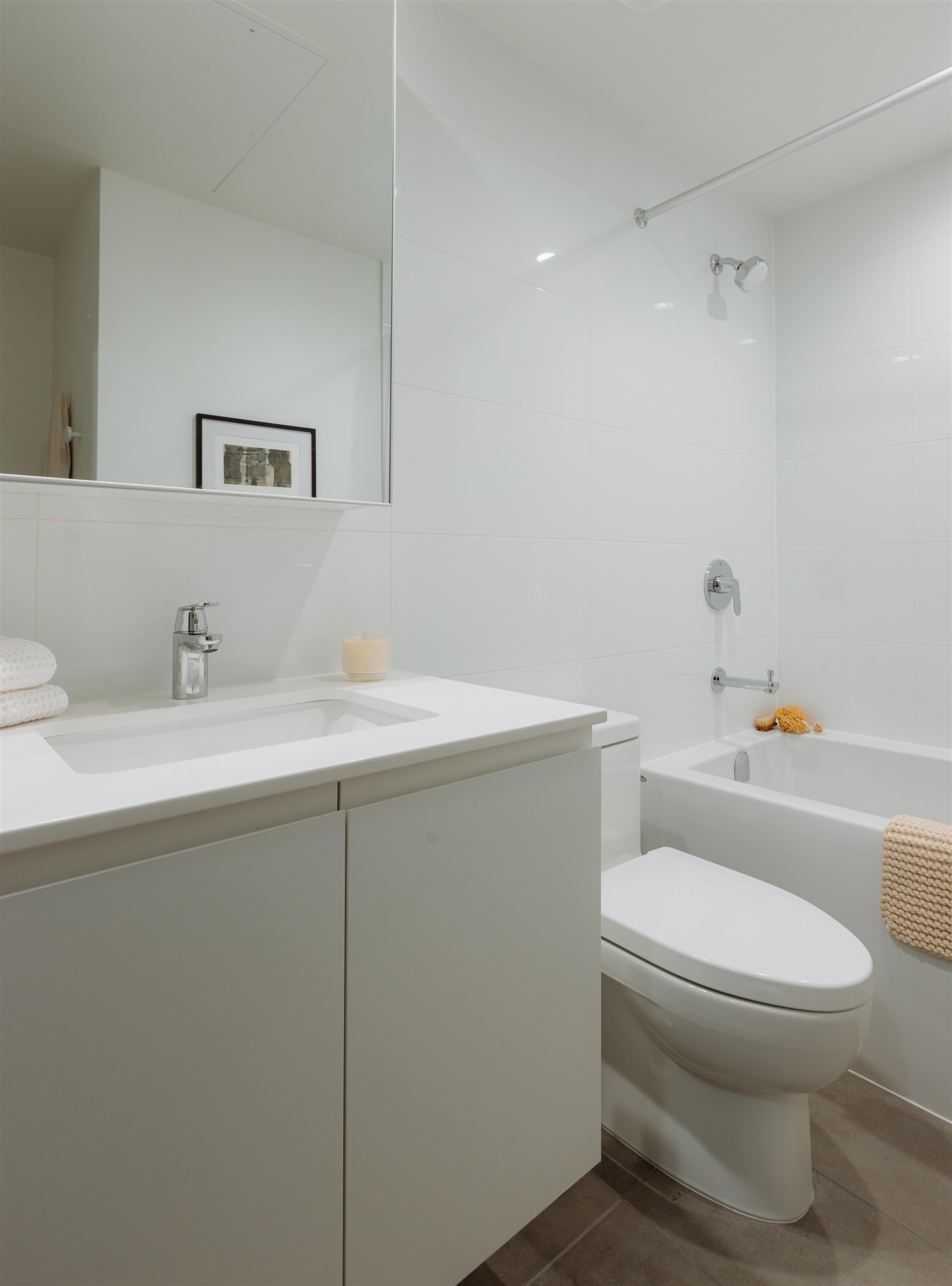 #2402 3888 EVERGREEN PLACE - Image 11