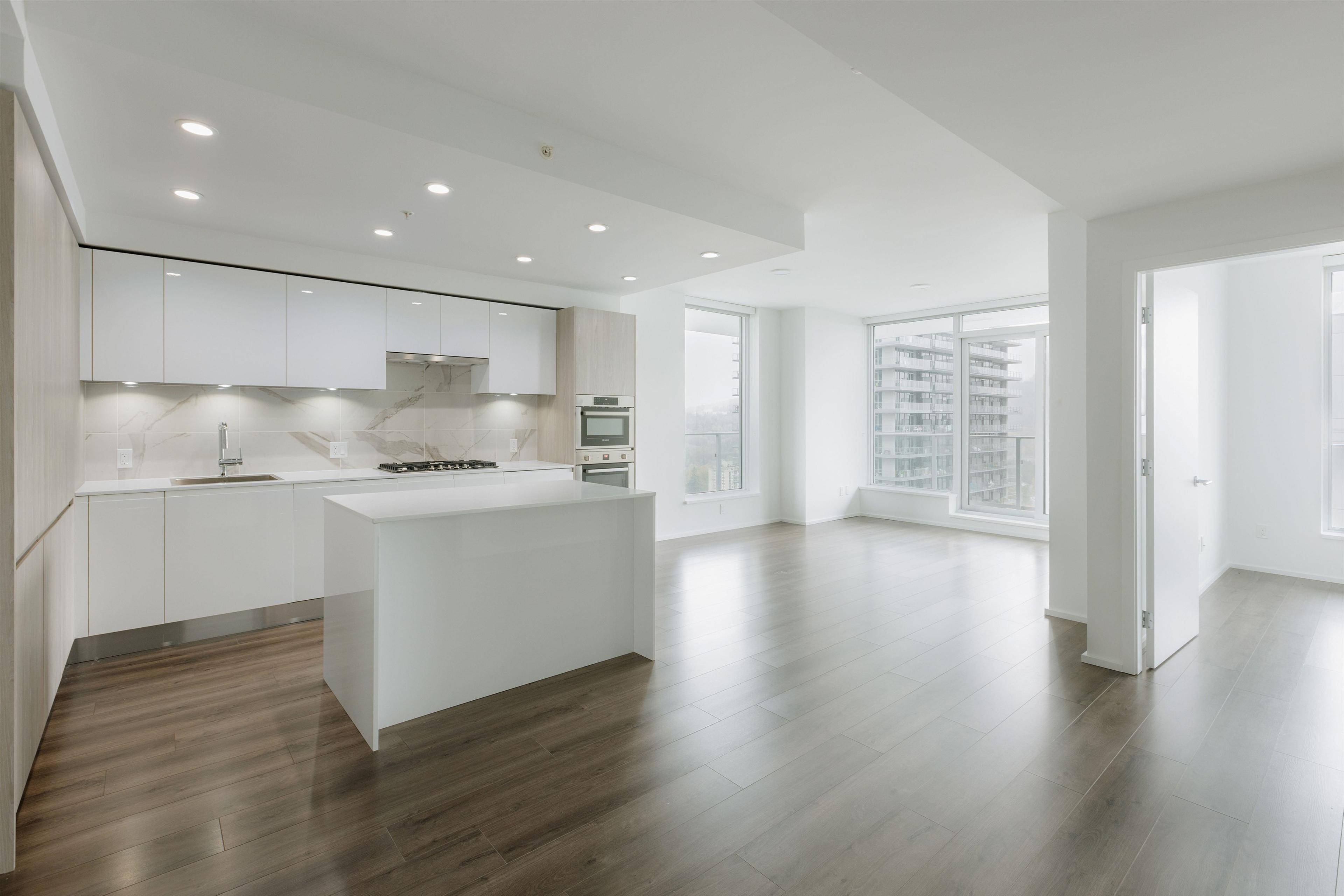 #3201 3888 EVERGREEN PLACE - Image 2