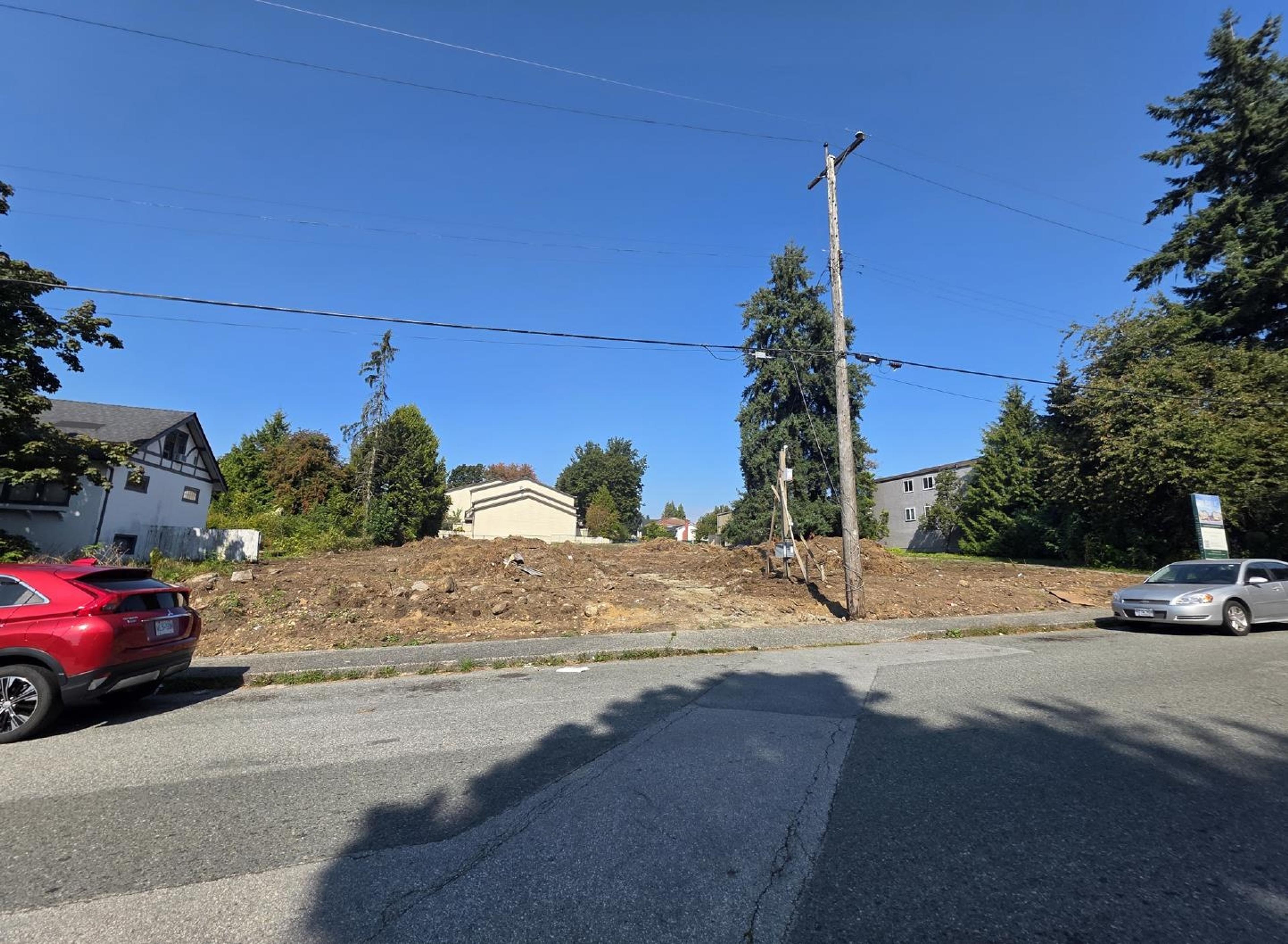 #7447  7453 14TH AVENUE - Image 4