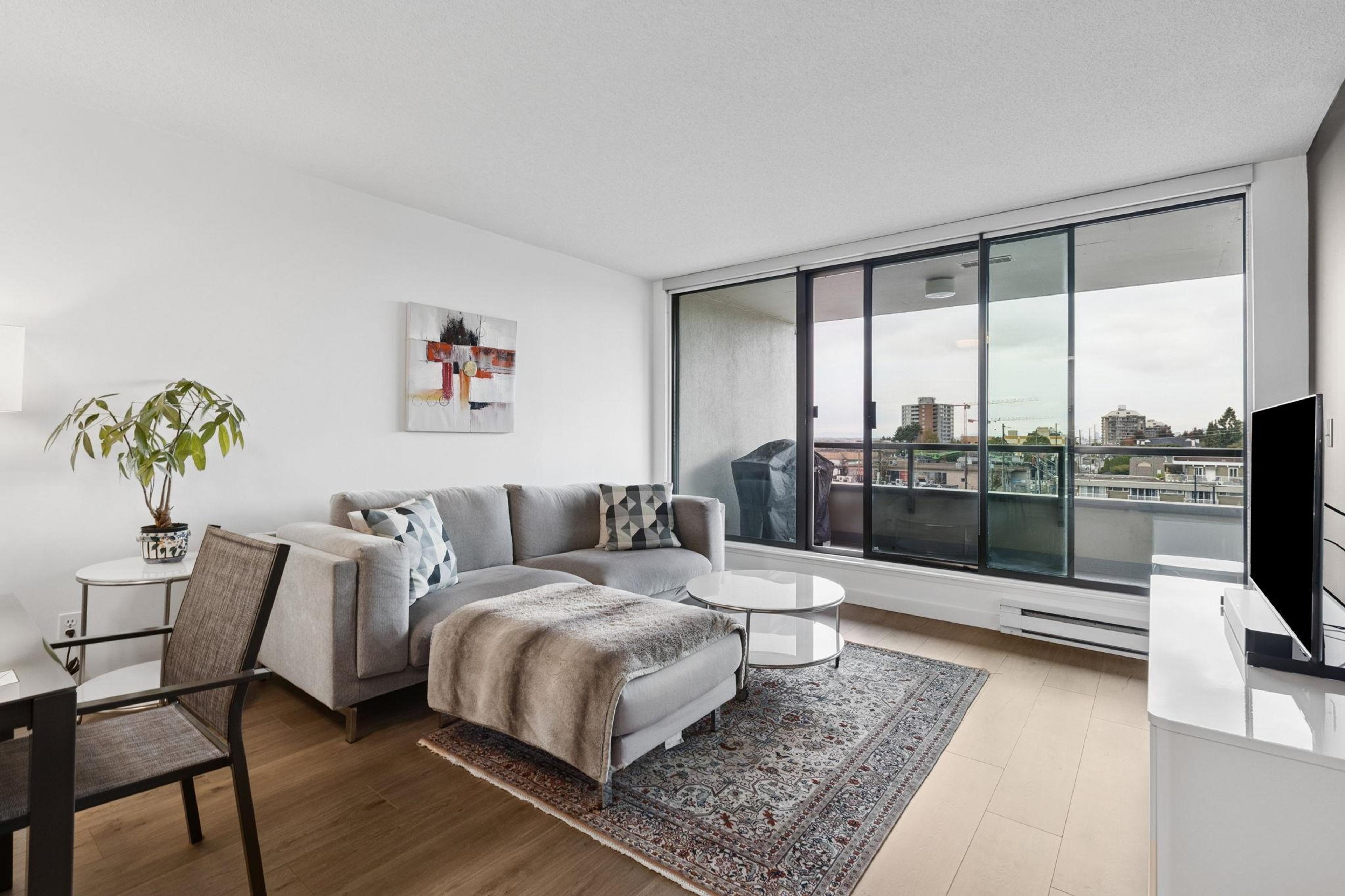 #503 4160 ALBERT STREET - Image 3