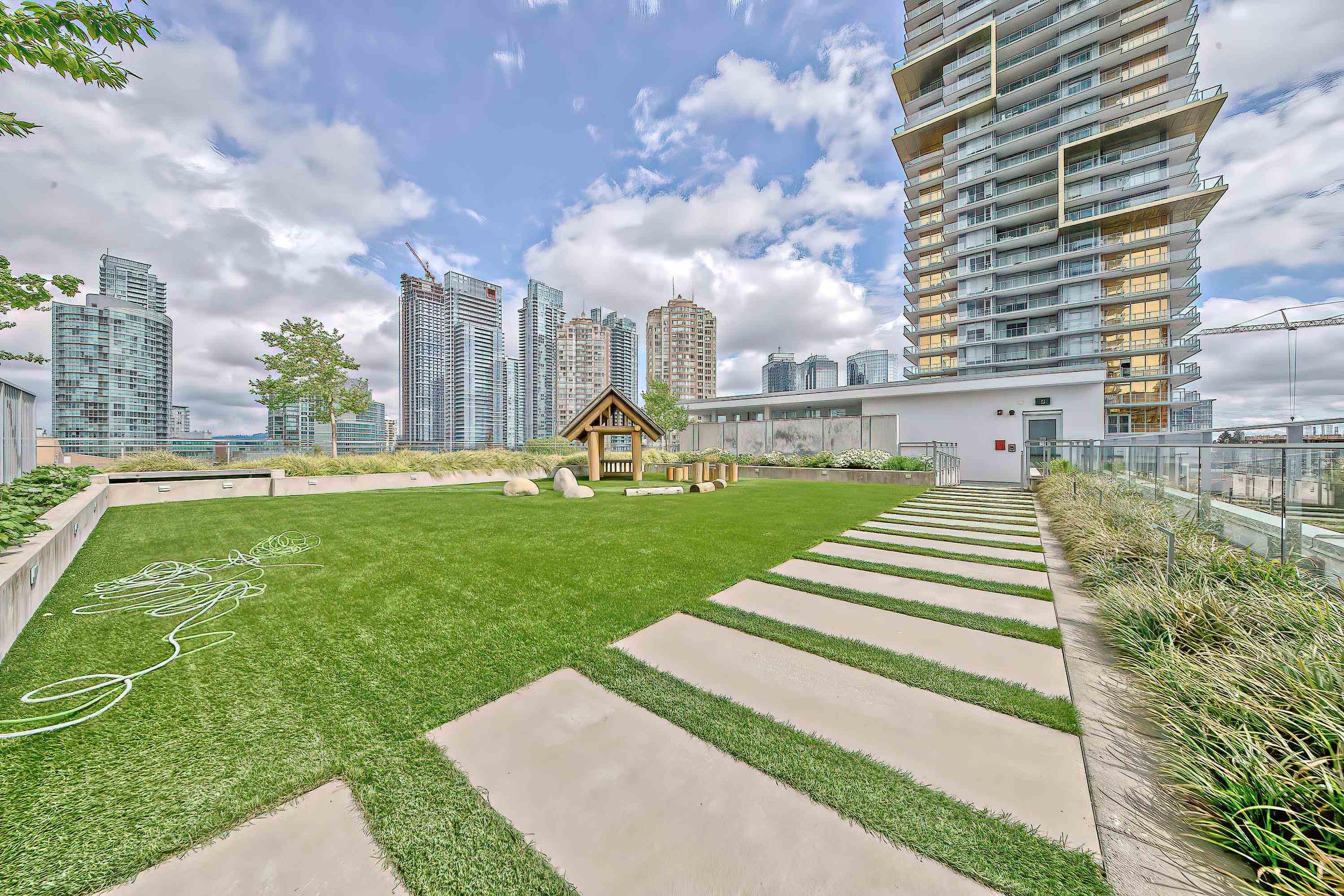 #2703 4360 BERESFORD STREET - Image 17