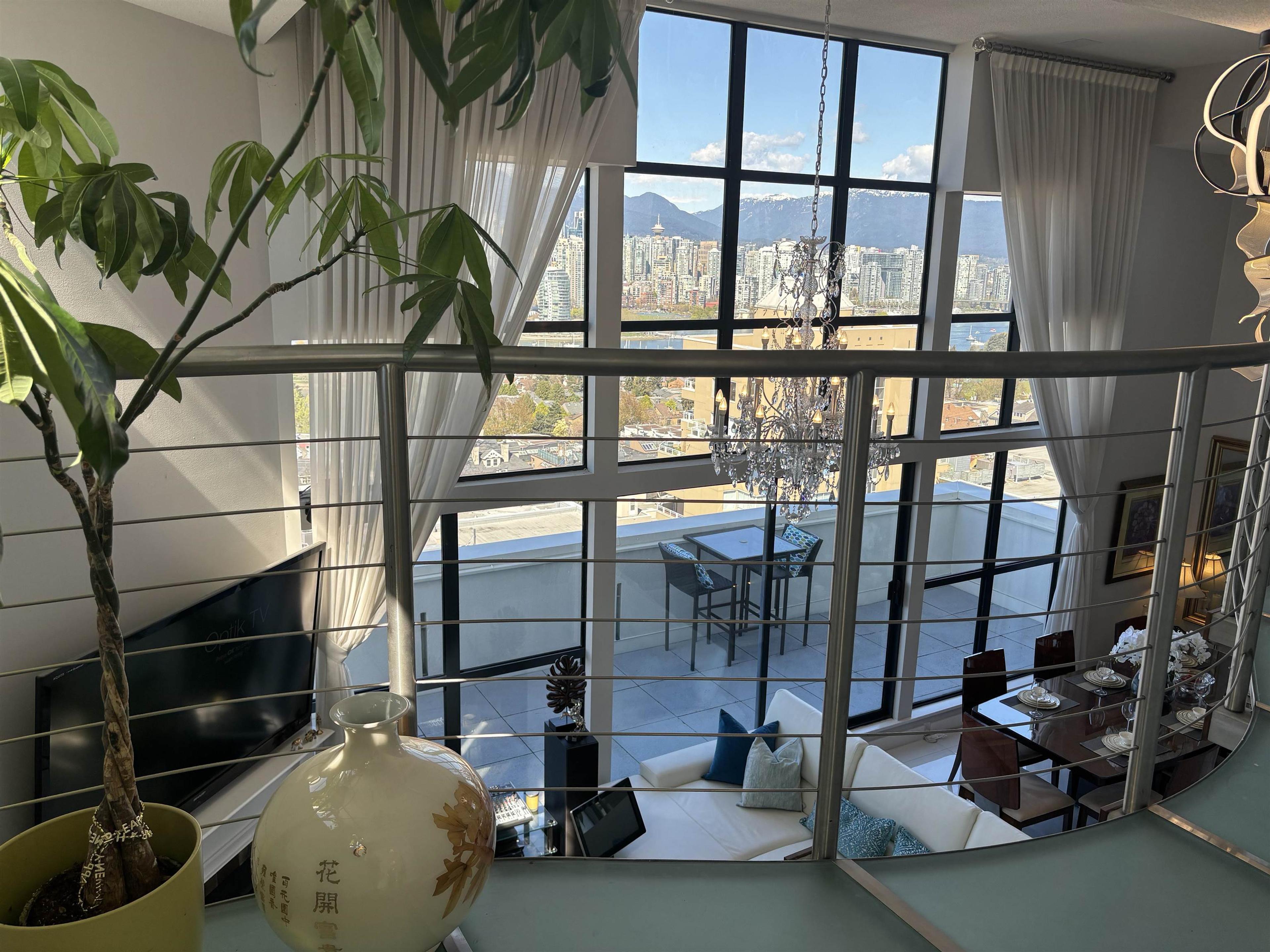 #PH 1268 W BROADWAY - Image 12