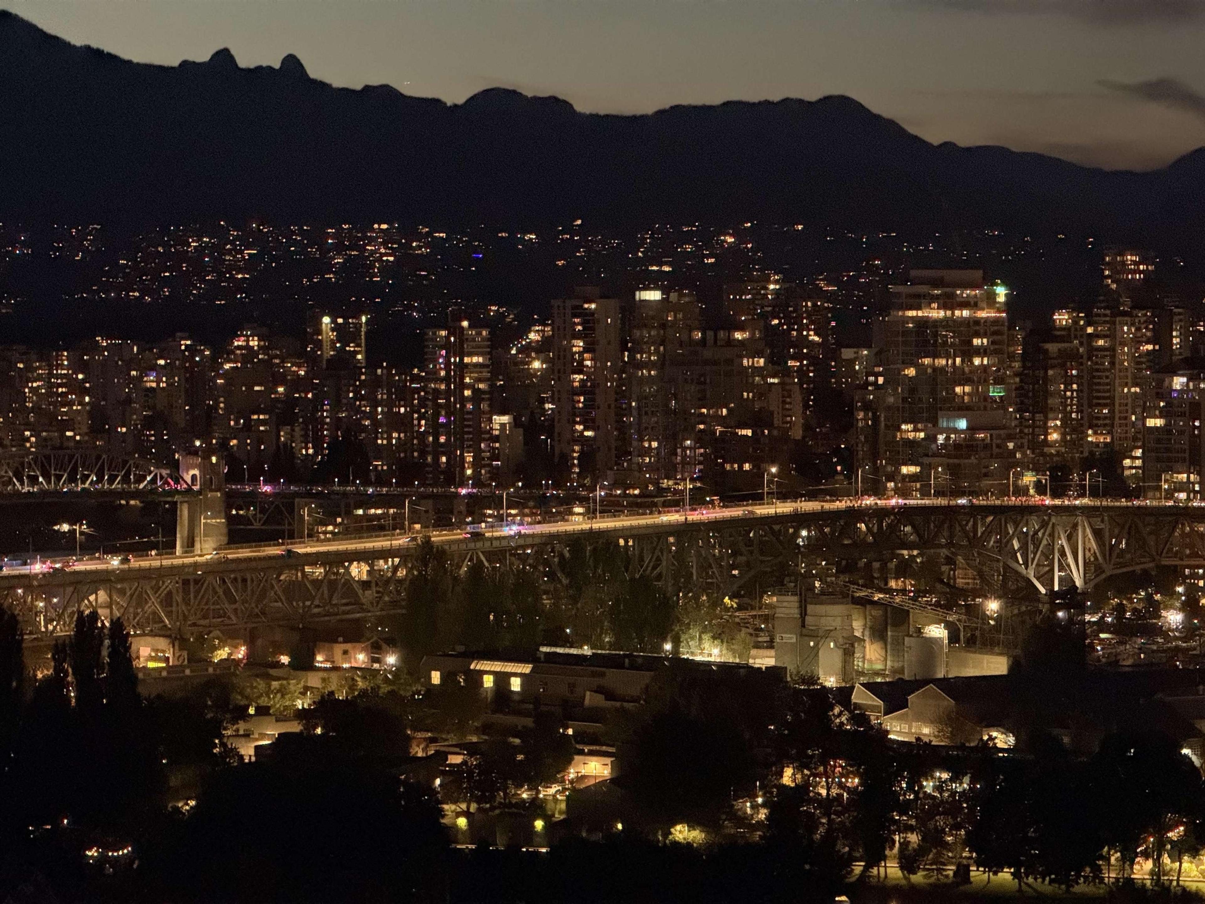 #PH 1268 W BROADWAY - Image 5