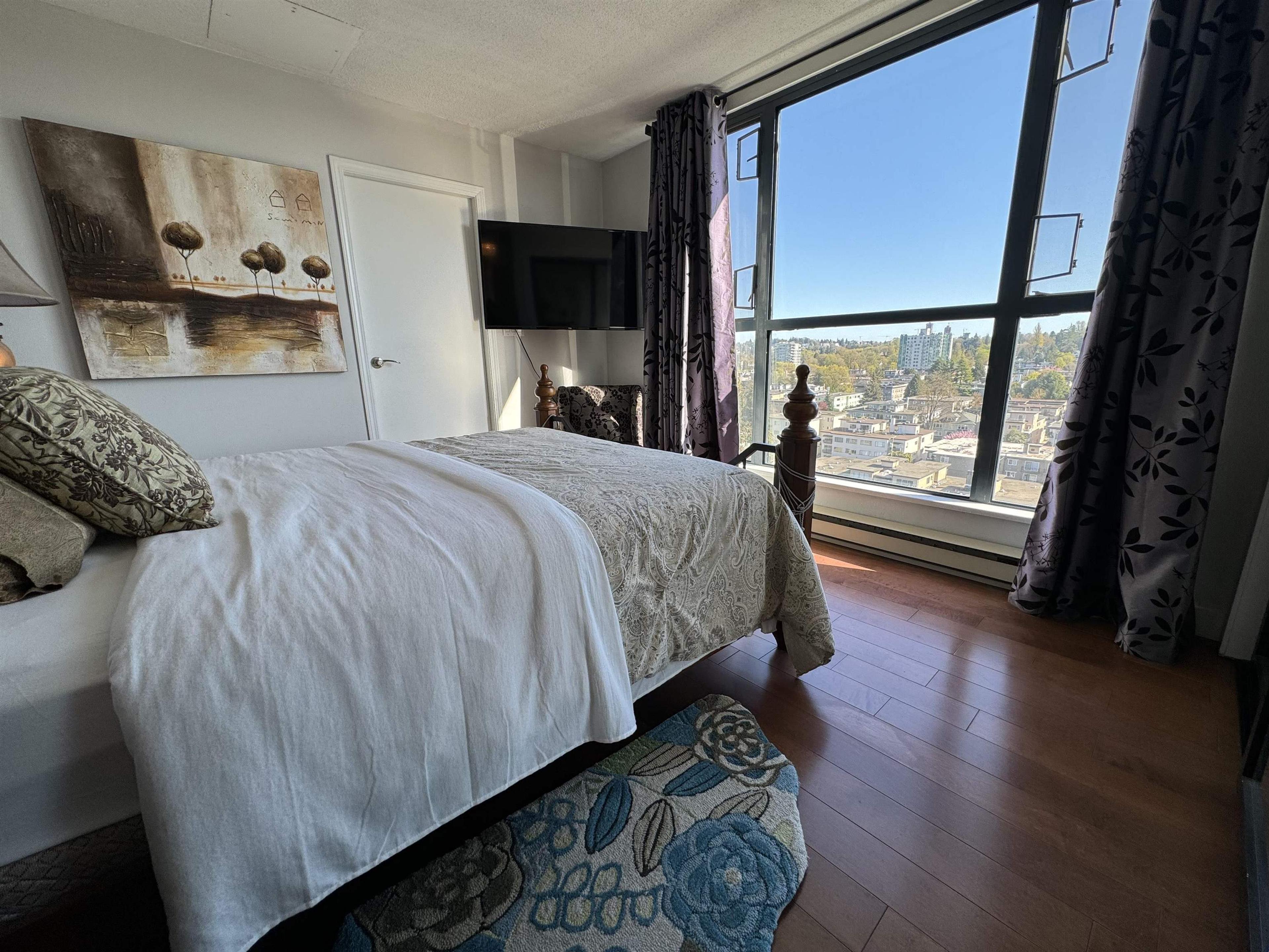 #PH 1268 W BROADWAY - Image 15