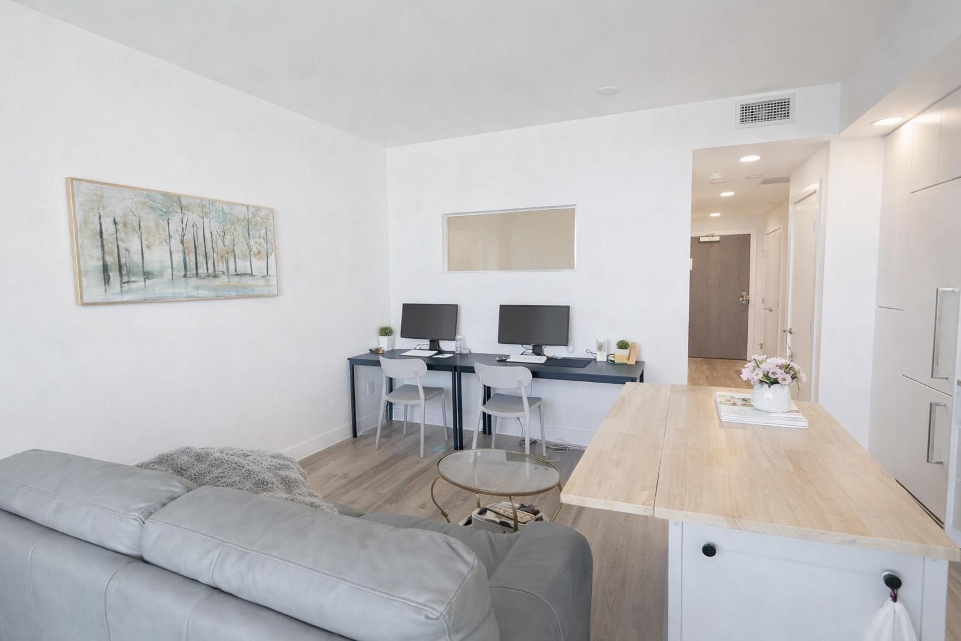 #1003 4433 ALASKA STREET - Image 4