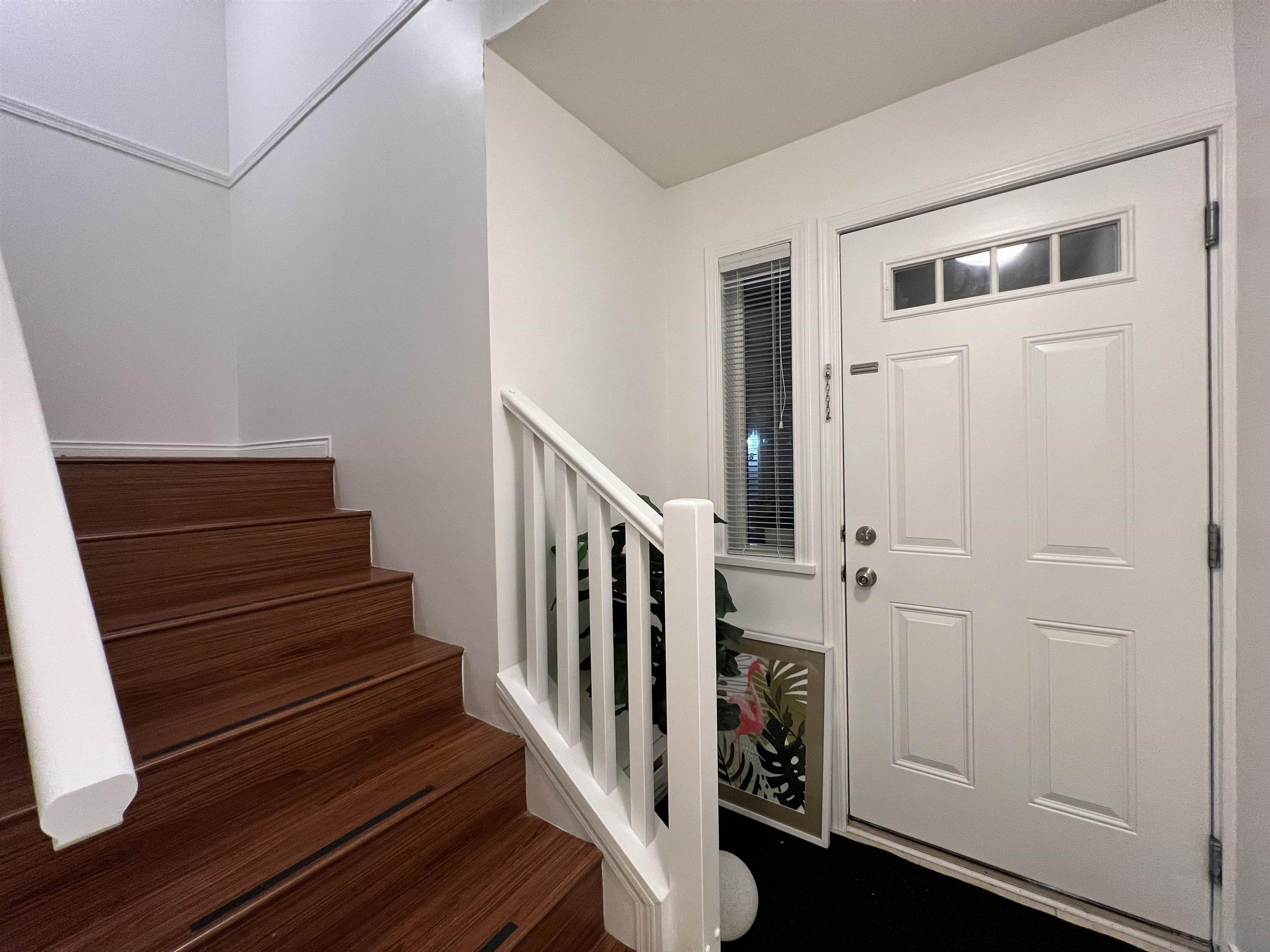 #3 5525 HALLEY AVENUE - Image 13