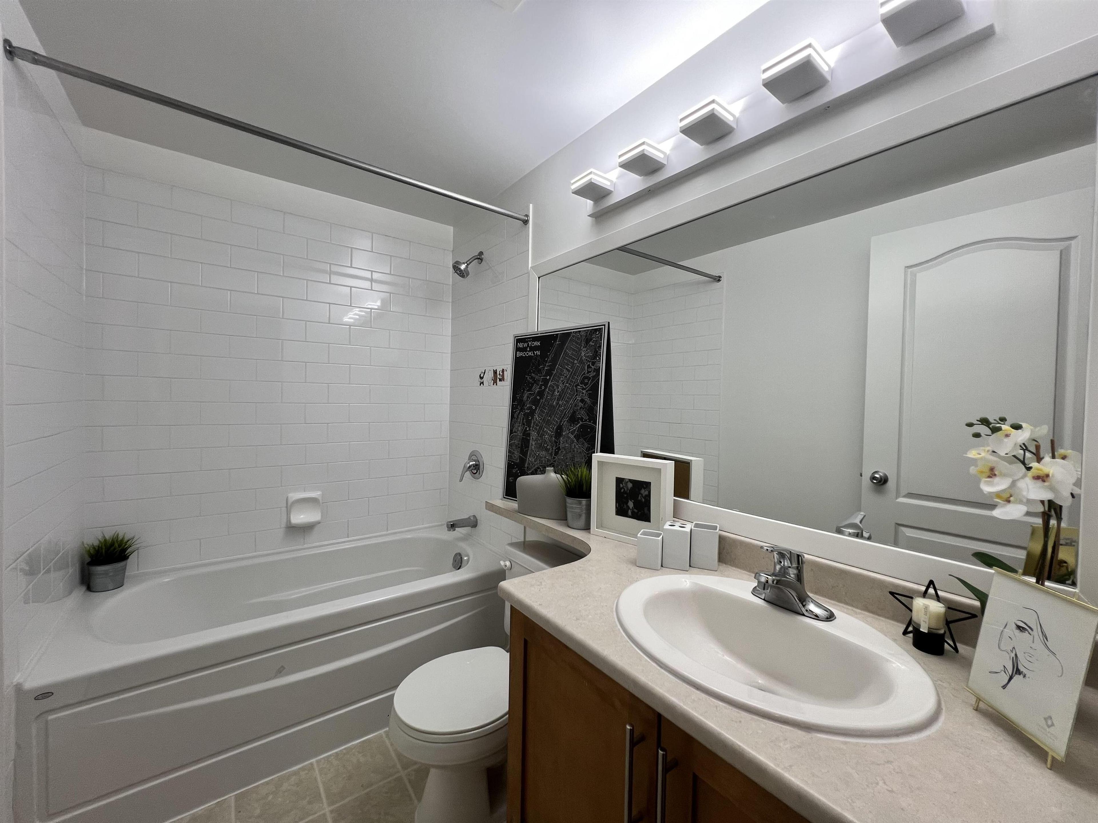 #3 5525 HALLEY AVENUE - Image 12